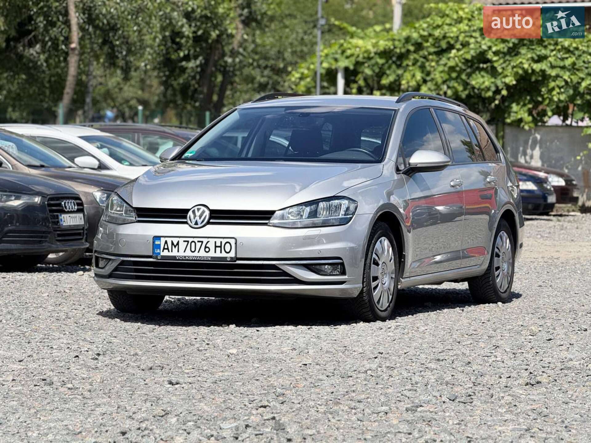 VOLKSWAGEN GOLF 2017