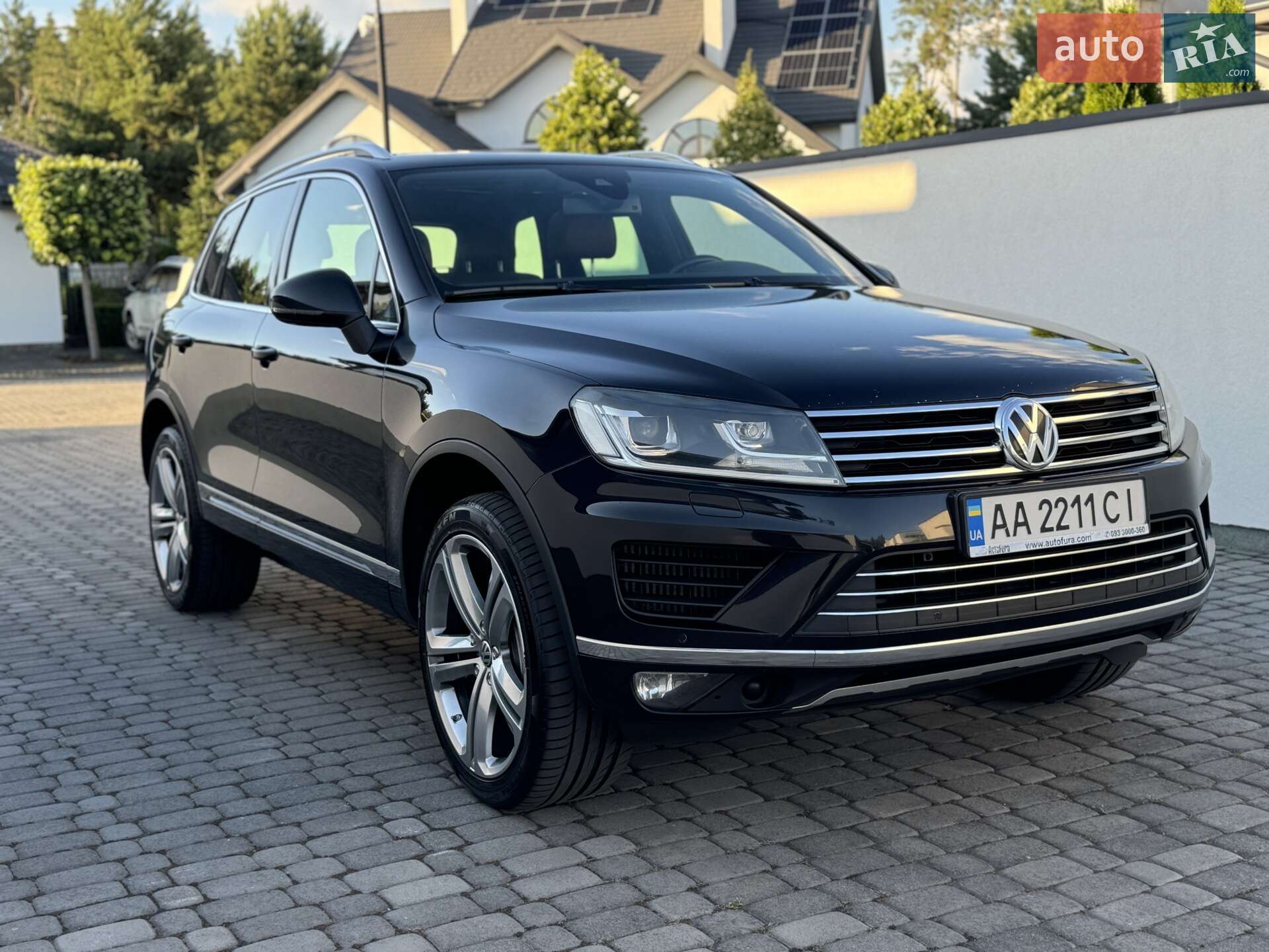 VOLKSWAGEN TOUAREG 2015