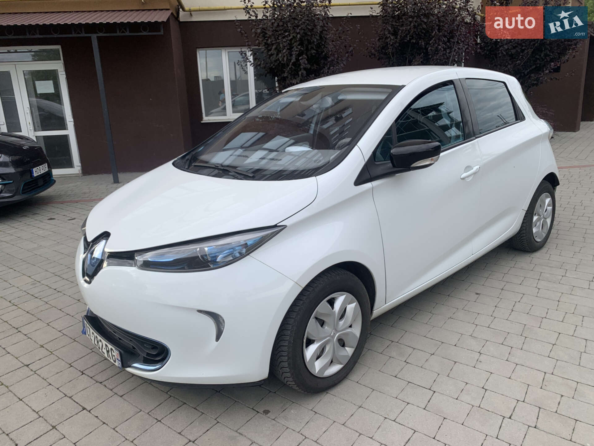 RENAULT ZOE 2013