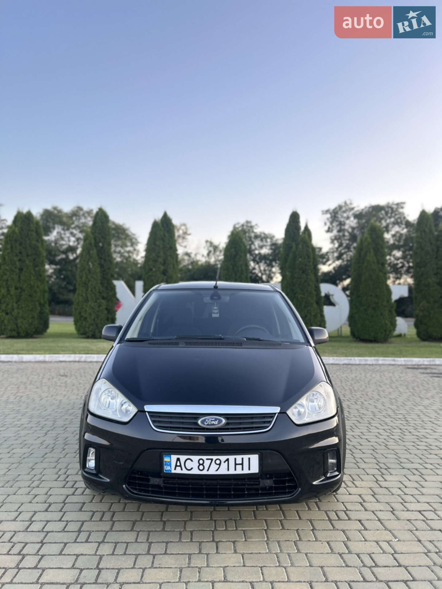 Головне фото звіту автомобіля FORD C-MAX 2010