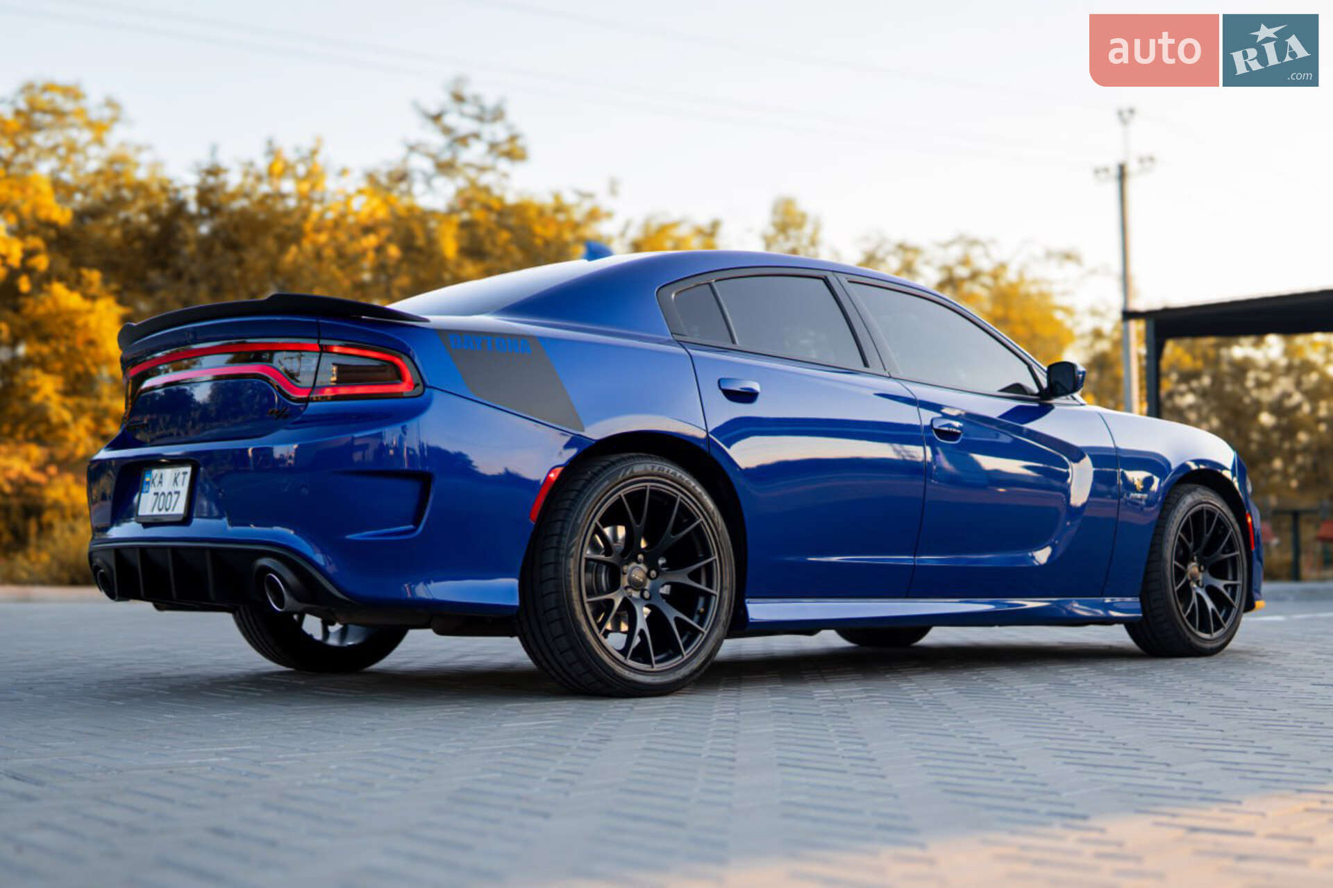 DODGE CHARGER 2019