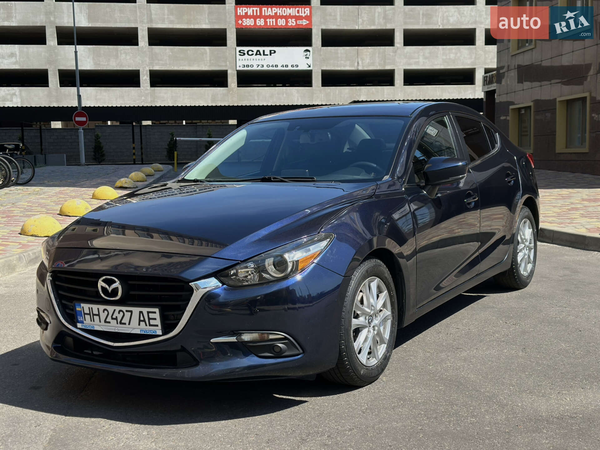 MAZDA 3