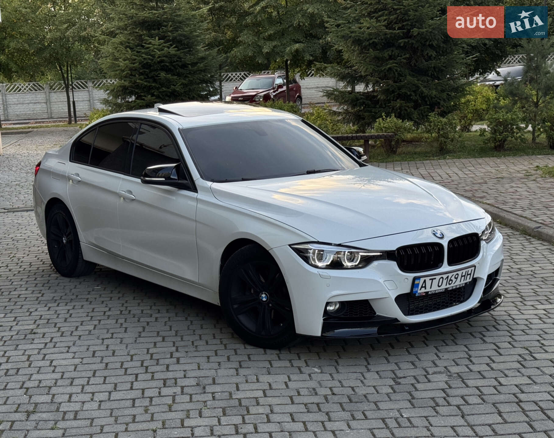 Головне фото звіту автомобіля BMW 328I 2016
