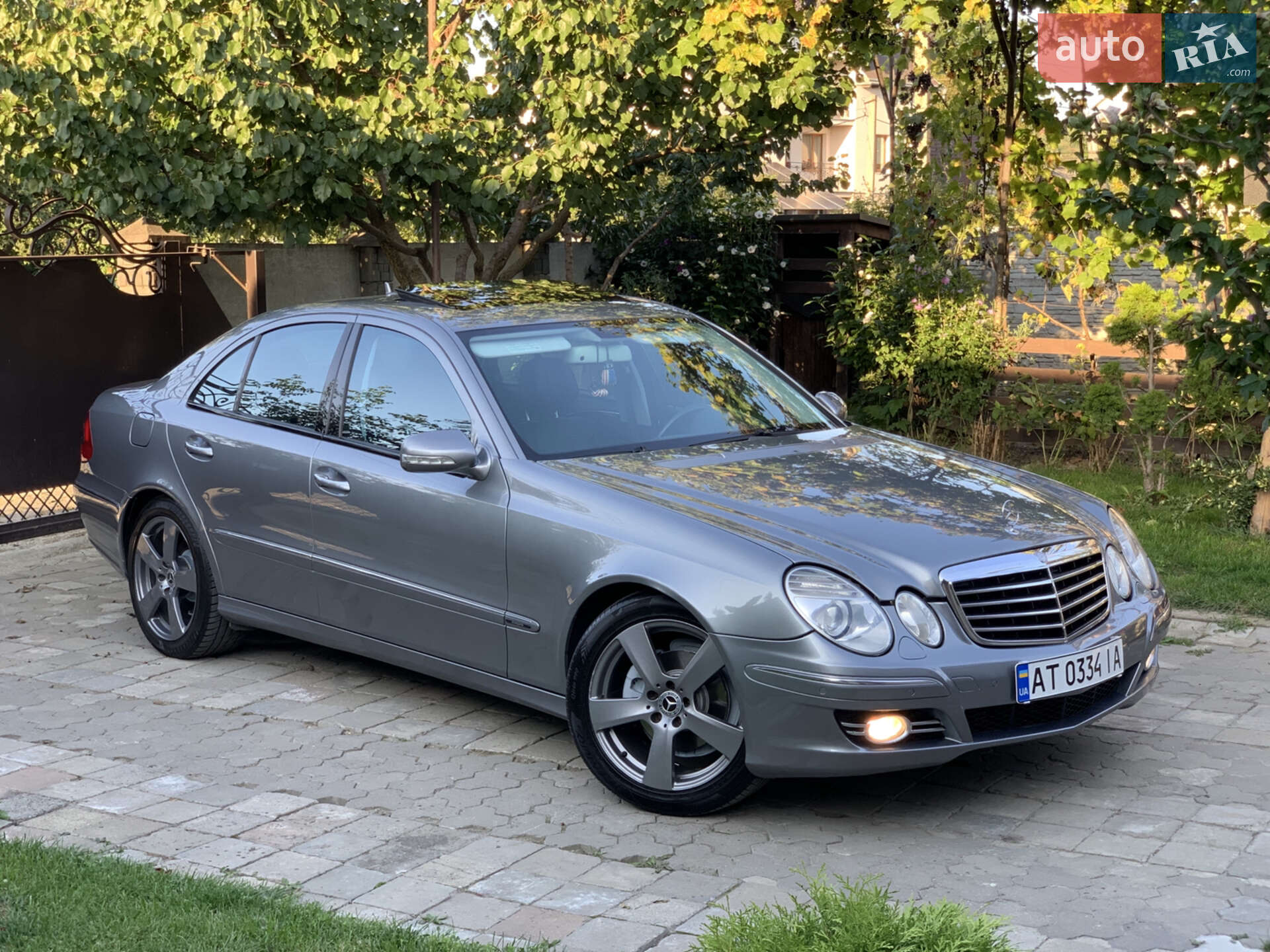 MERCEDES-BENZ E 300 2008