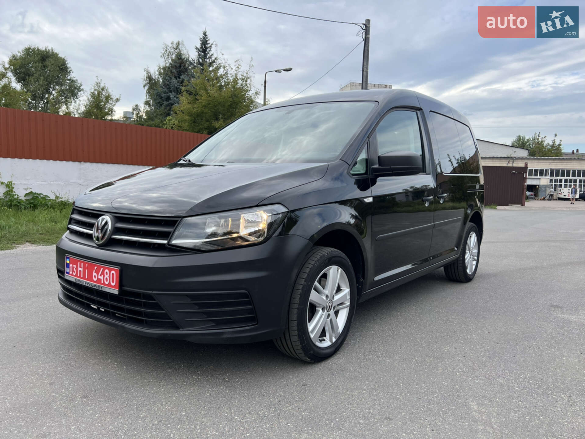 VOLKSWAGEN CADDY 2016