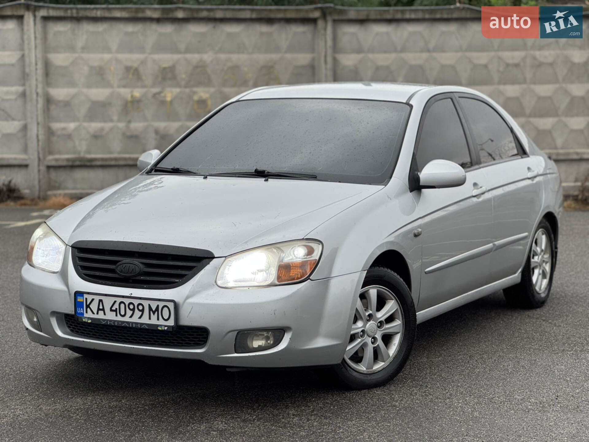 Головне фото звіту автомобіля KIA CERATO 2008