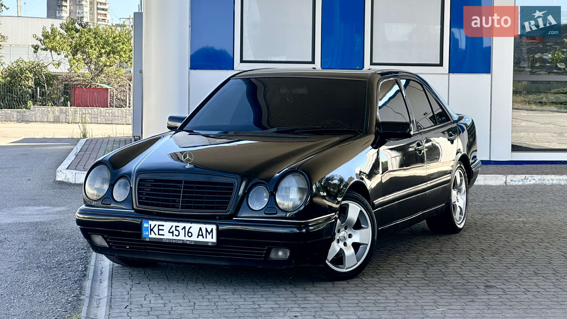 MERCEDES-BENZ E 280 1997