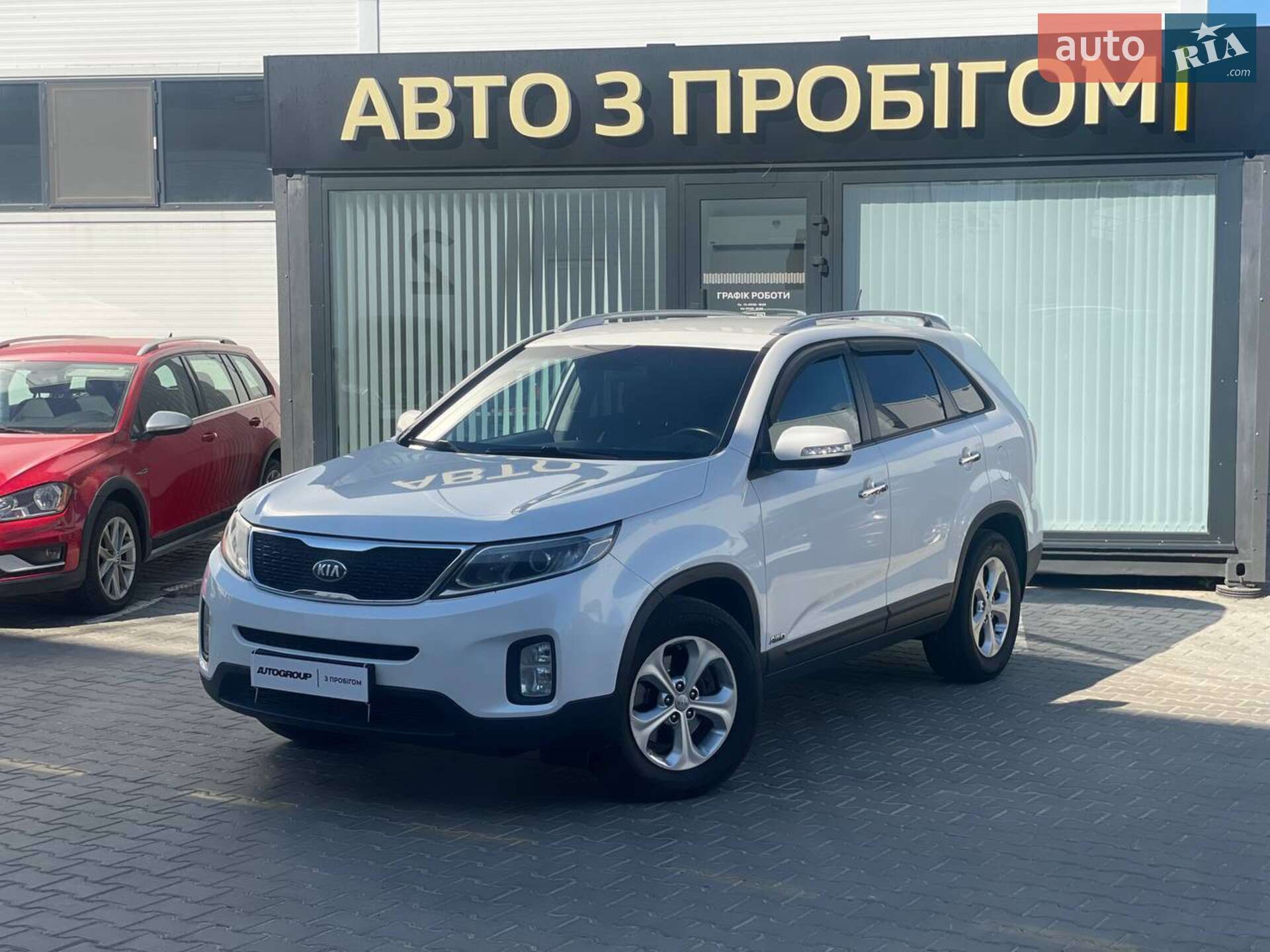 Головне фото звіту автомобіля KIA SORENTO 2012