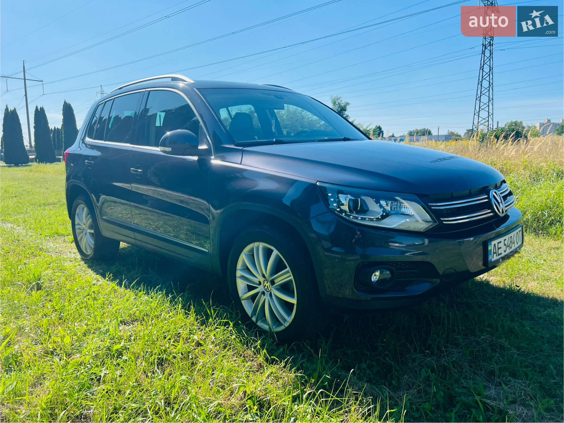 VOLKSWAGEN TIGUAN 2016