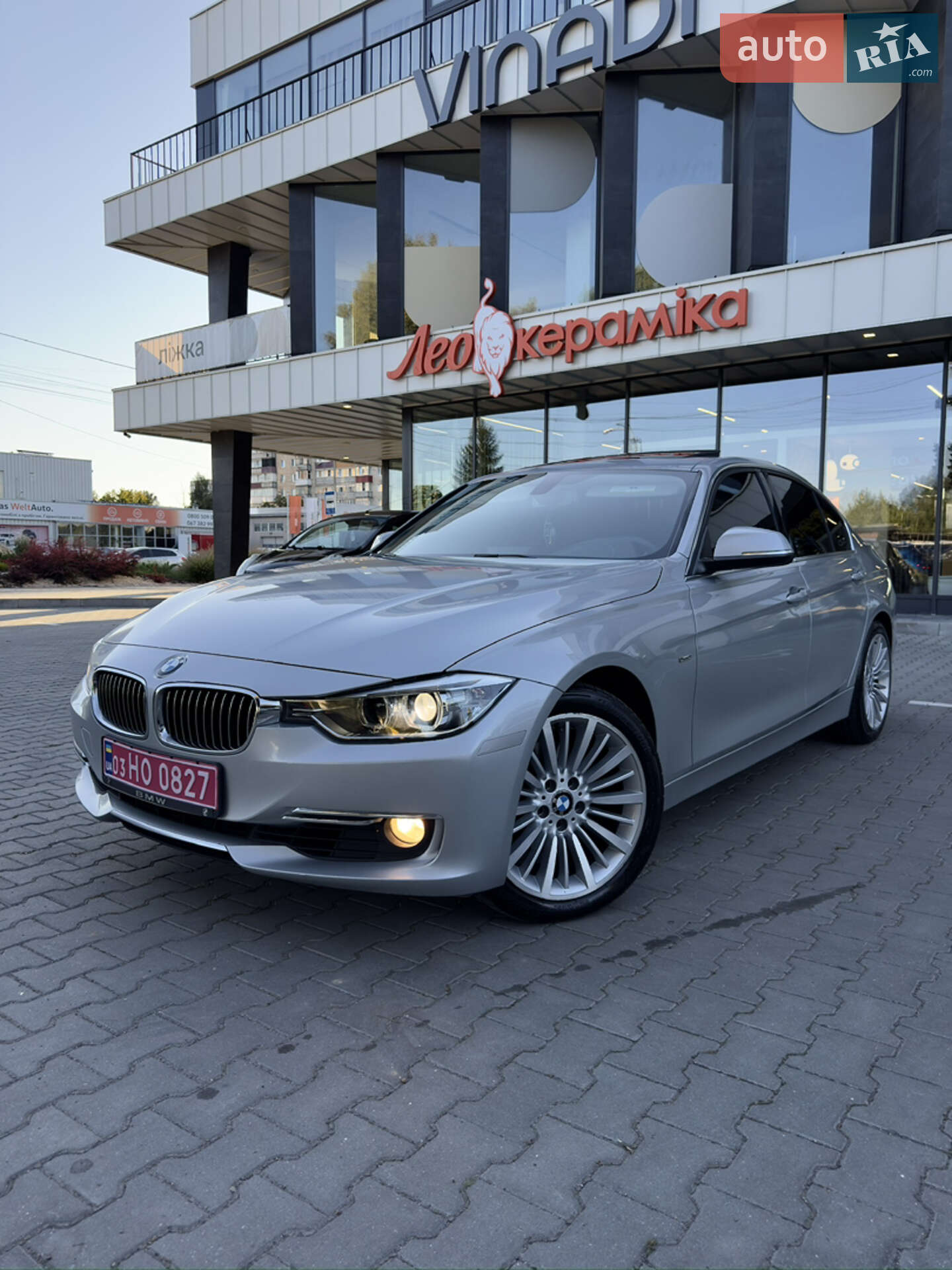 BMW 328I XDRIVE 2012