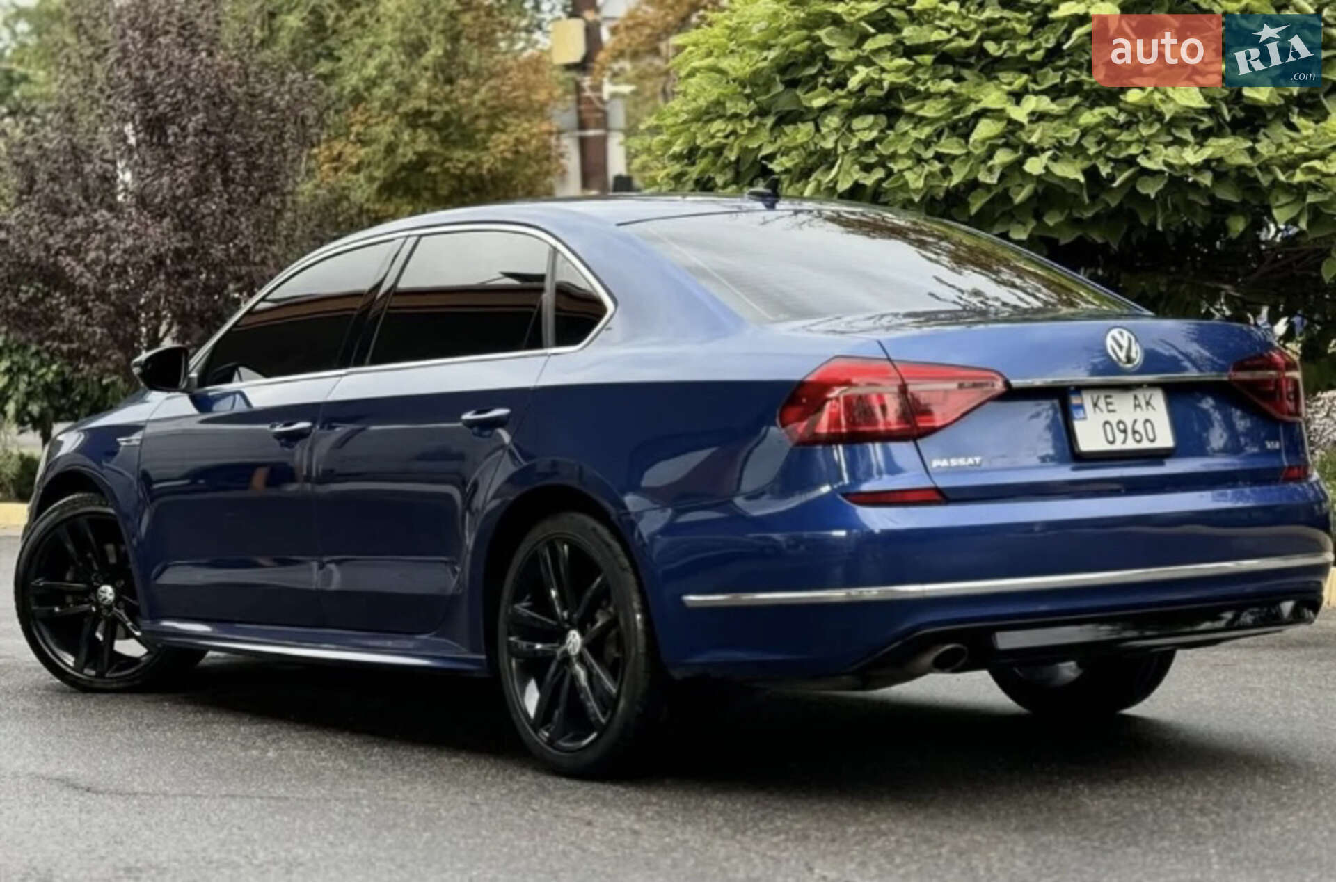 VOLKSWAGEN PASSAT 2017