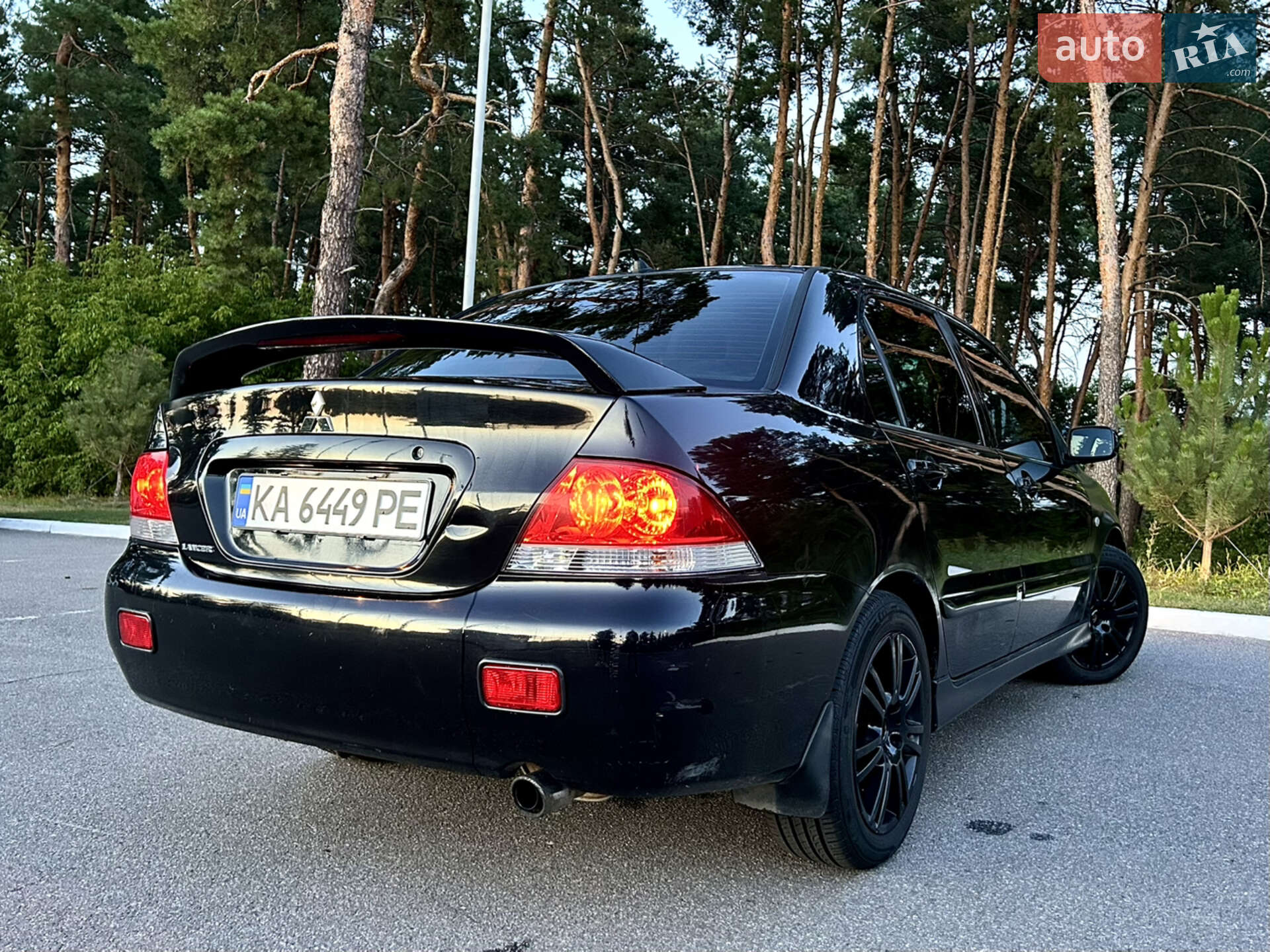 MITSUBISHI LANCER