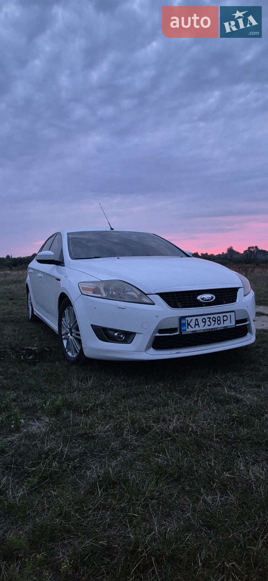 Головне фото звіту автомобіля FORD MONDEO 2008