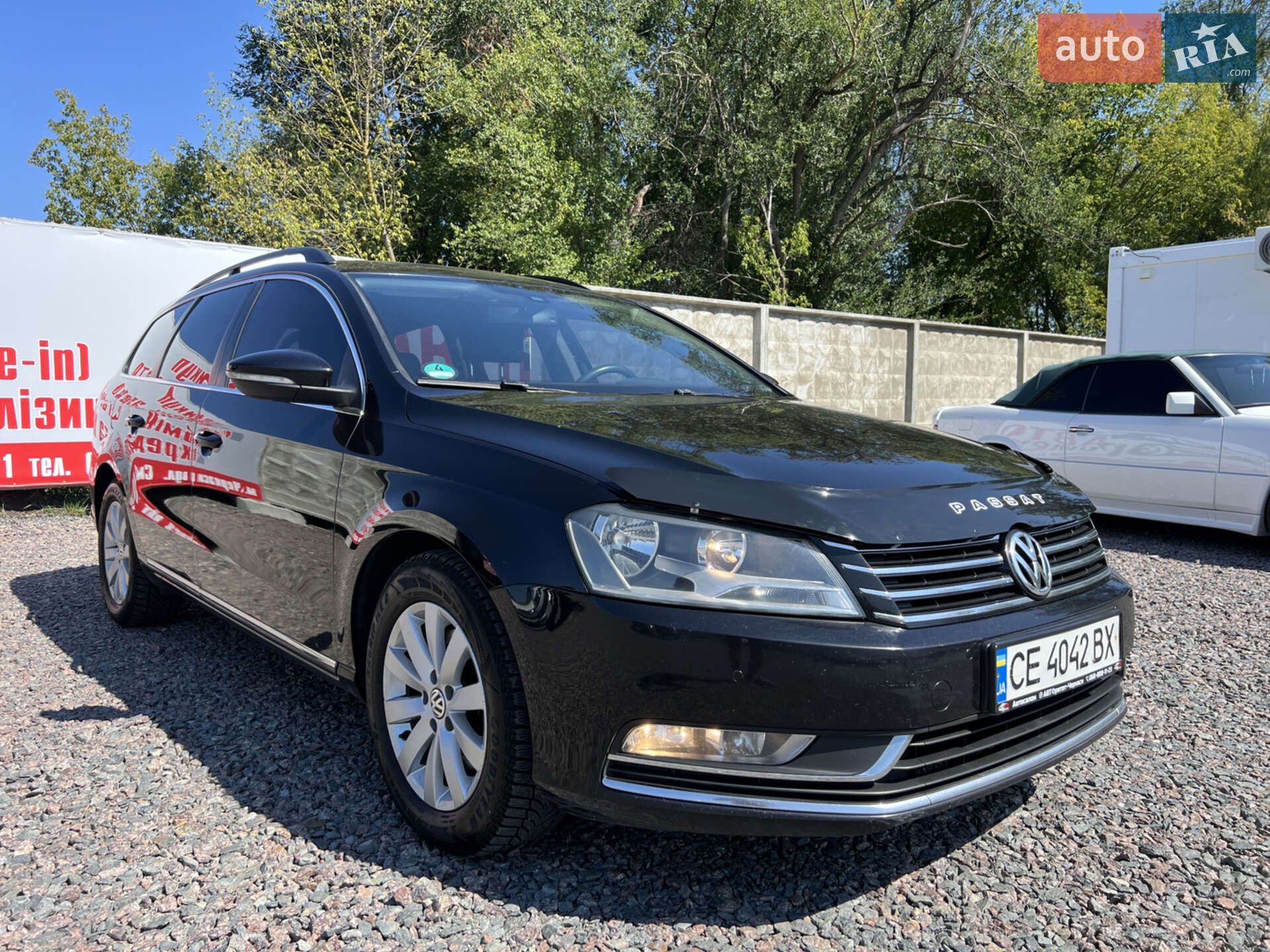 VOLKSWAGEN PASSAT 2011