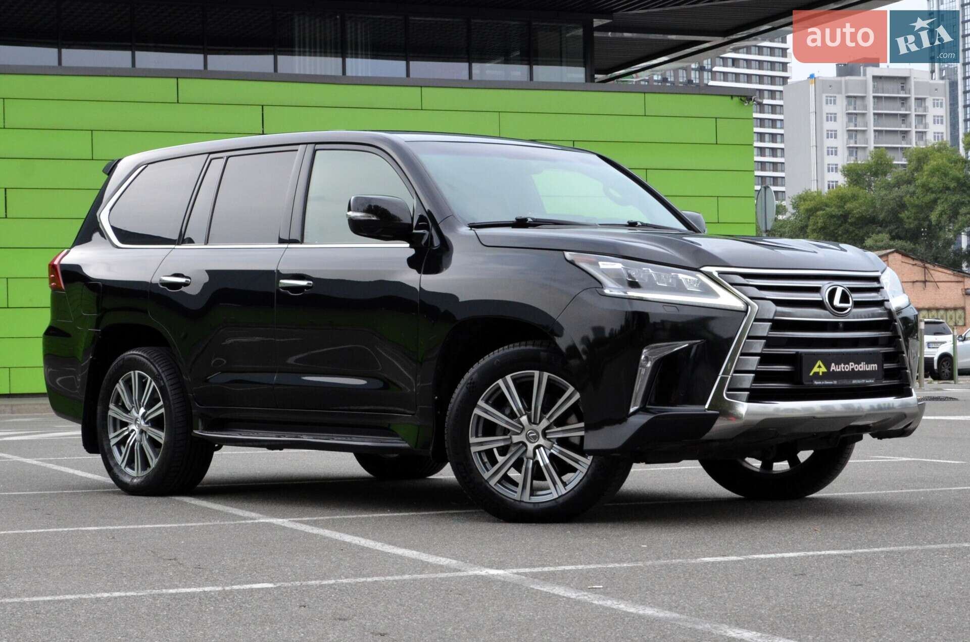 Головне фото звіту автомобіля LEXUS LX 450 2016