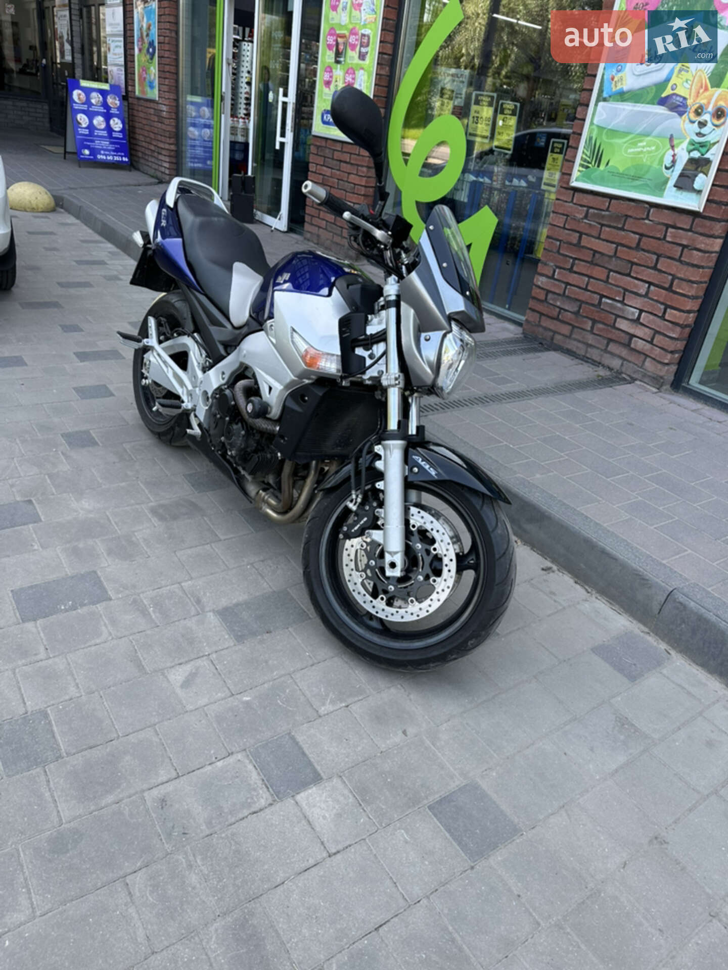 SUZUKI GSR600A 2007