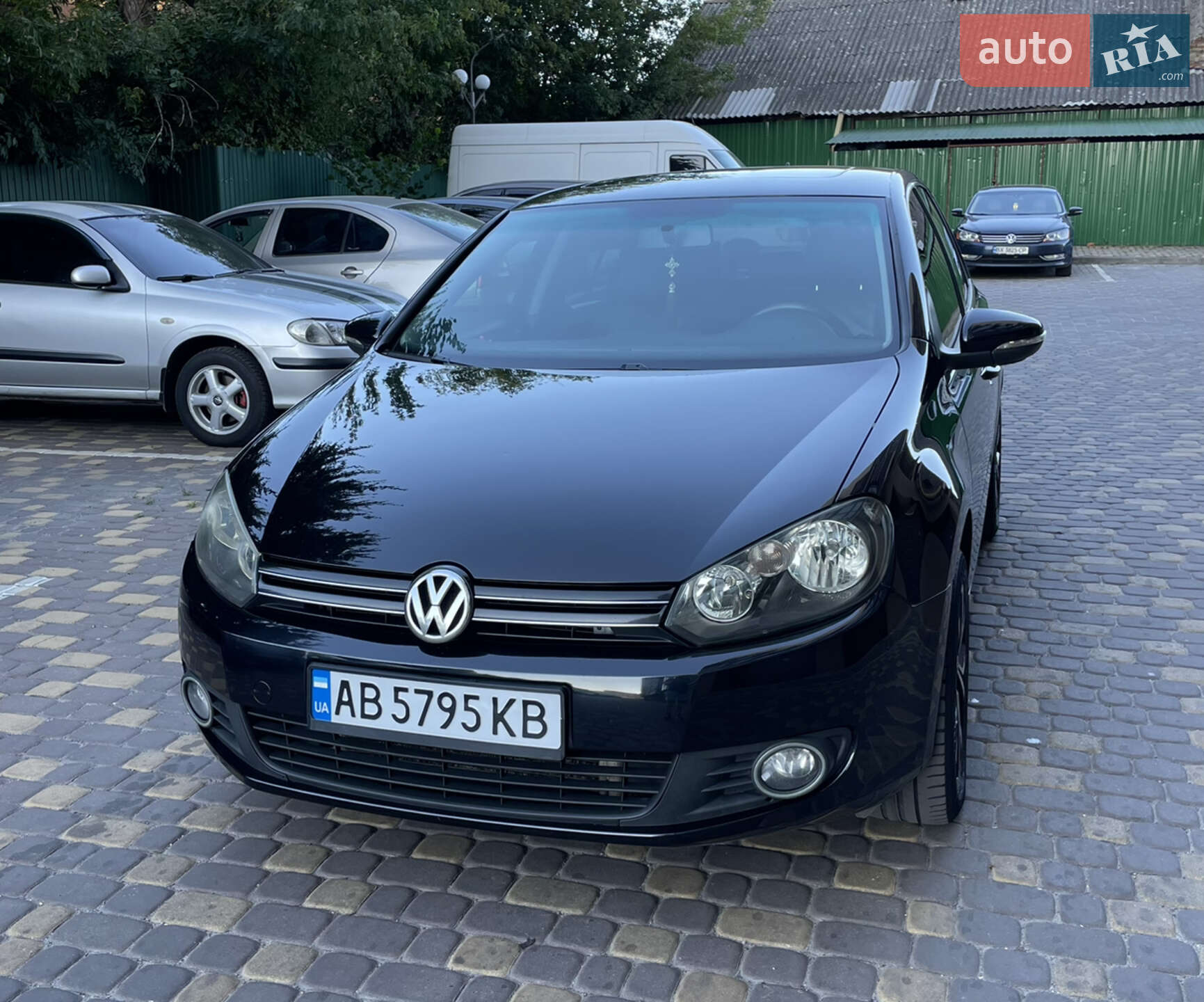 VOLKSWAGEN GOLF 2012