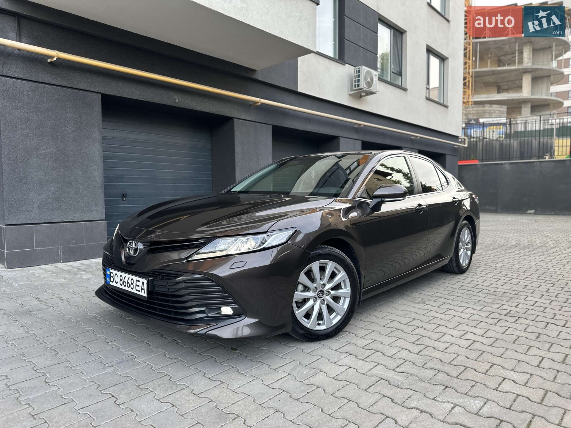 TOYOTA CAMRY