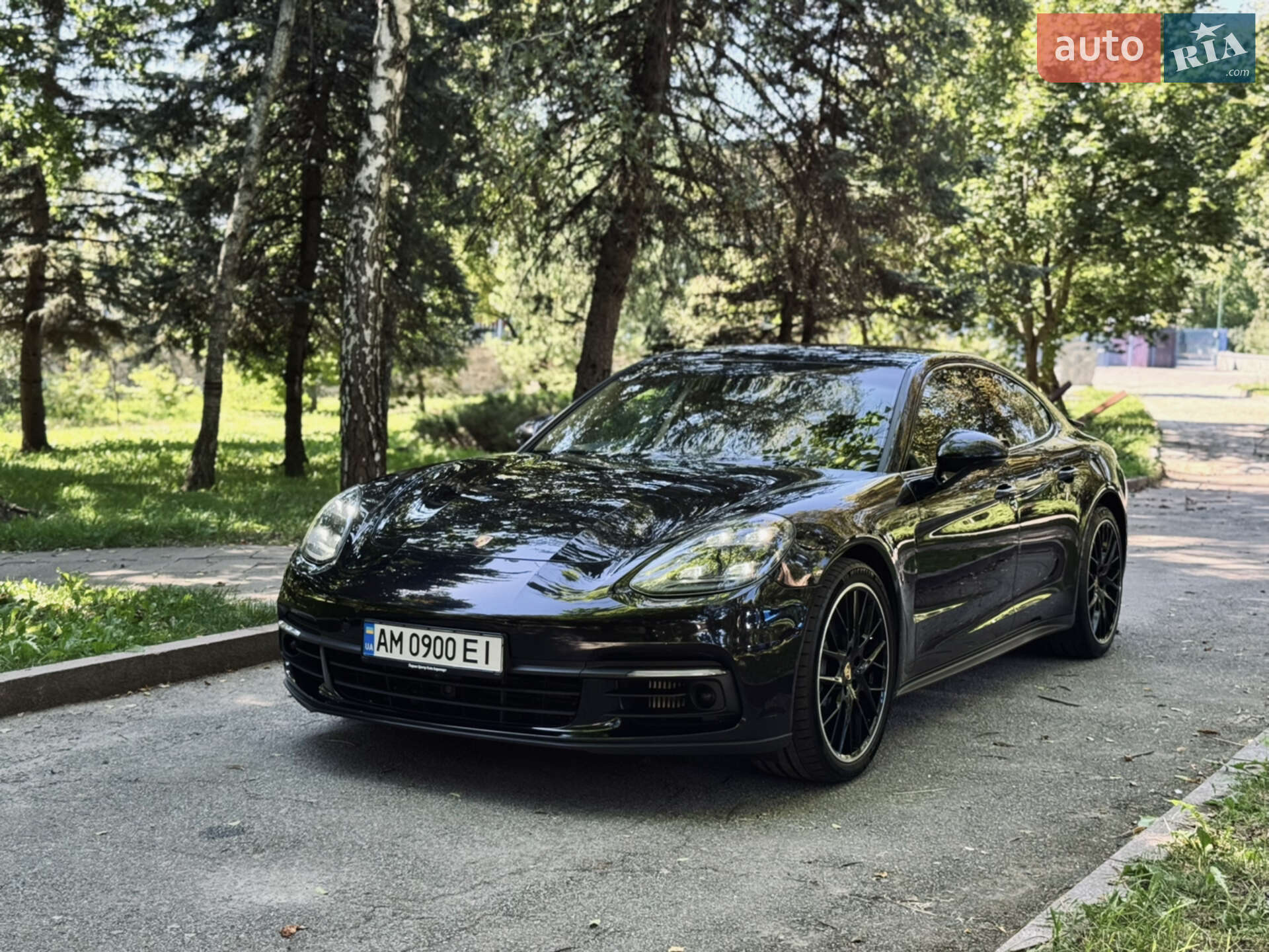 Головне фото звіту автомобіля PORSCHE PANAMERA 2018