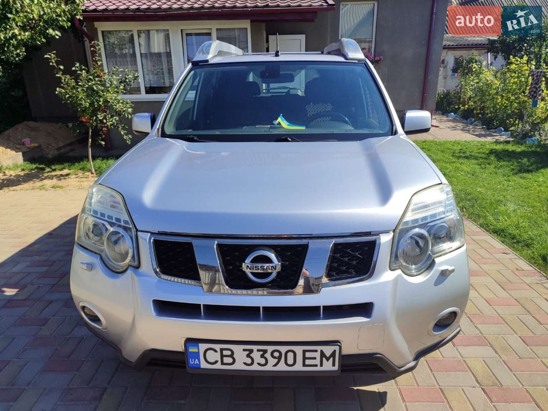 Головне фото звіту автомобіля NISSAN X-TRAIL 2011