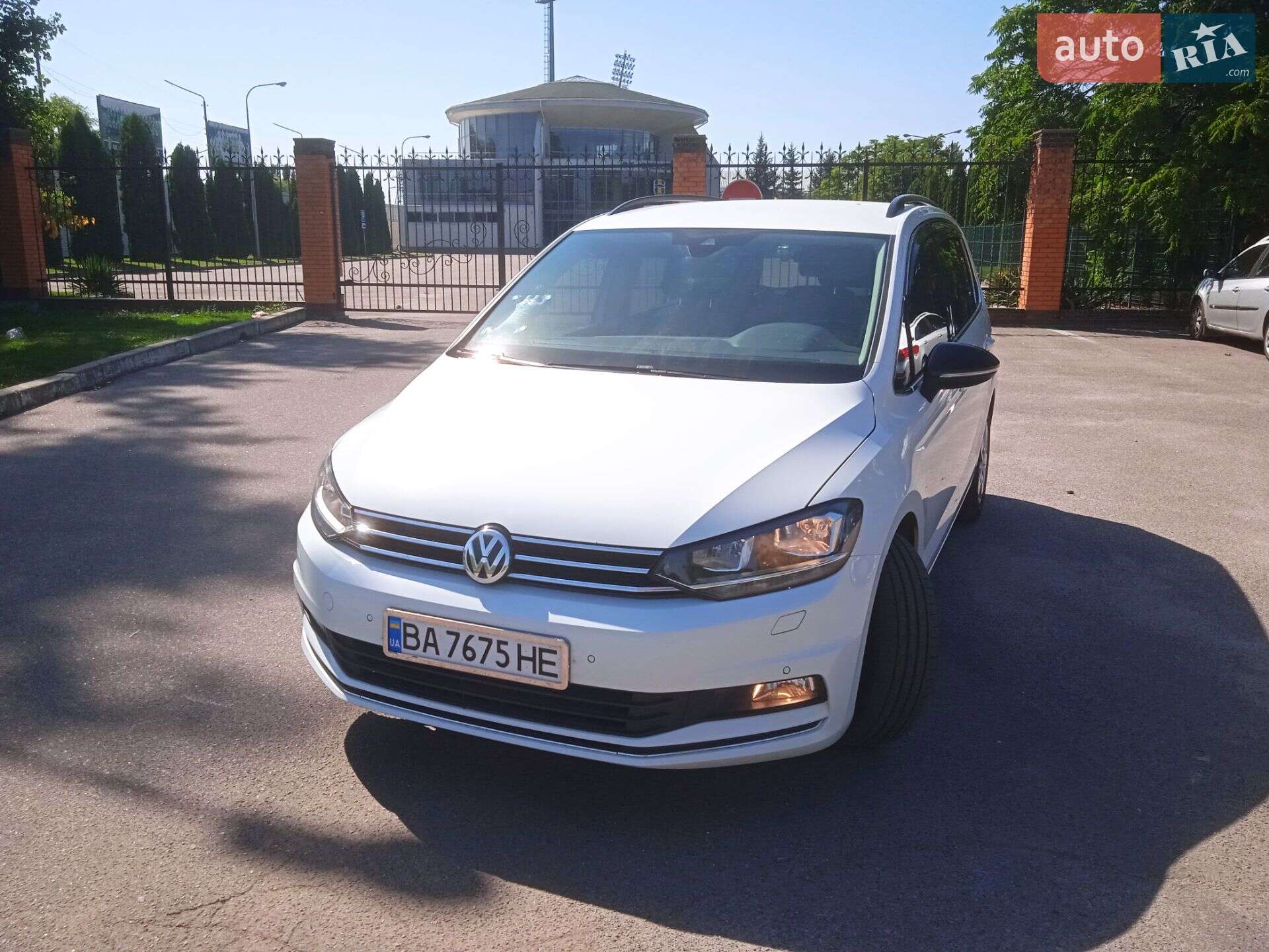 VOLKSWAGEN TOURAN 2019