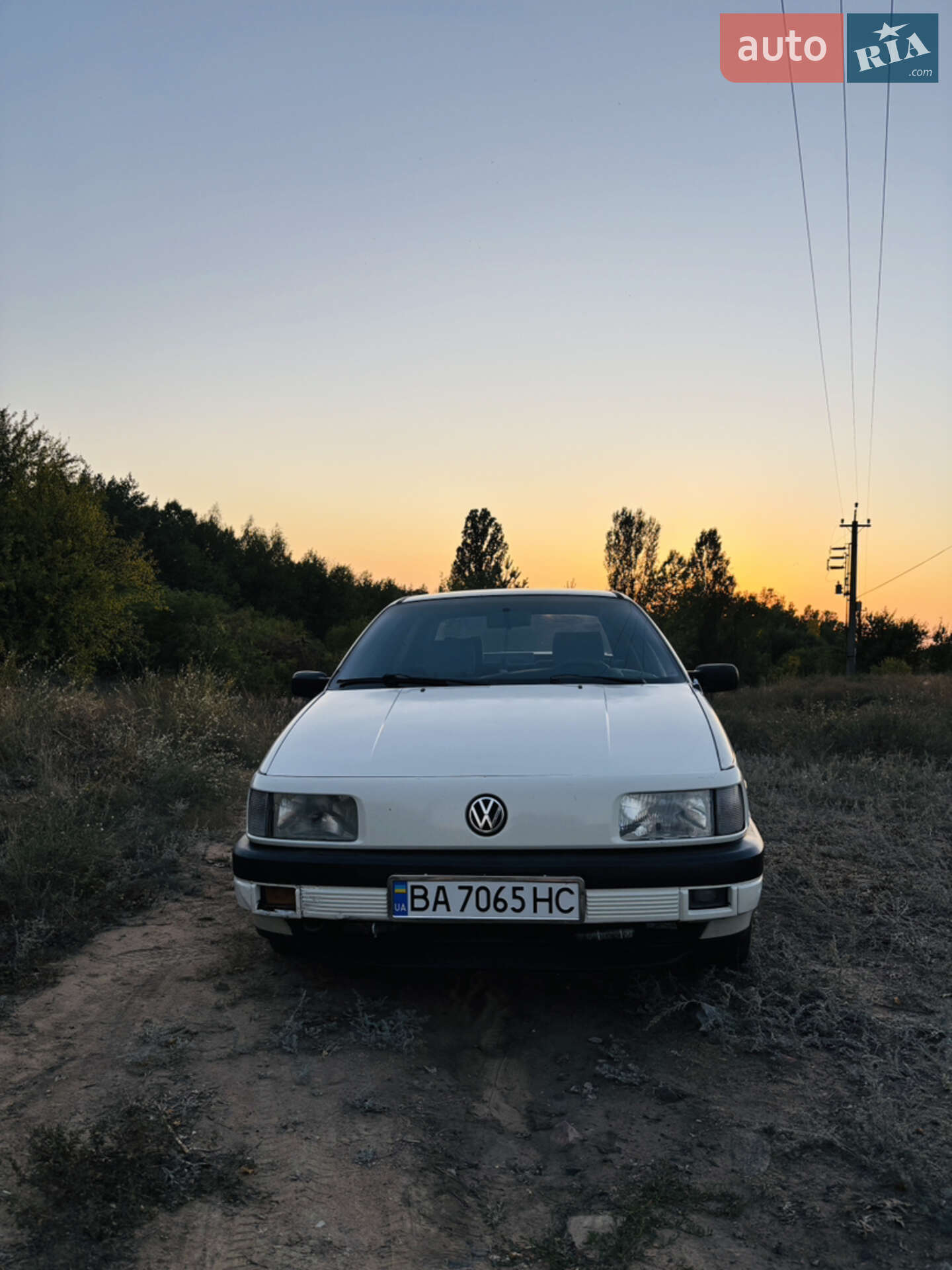 VOLKSWAGEN PASSAT 1992