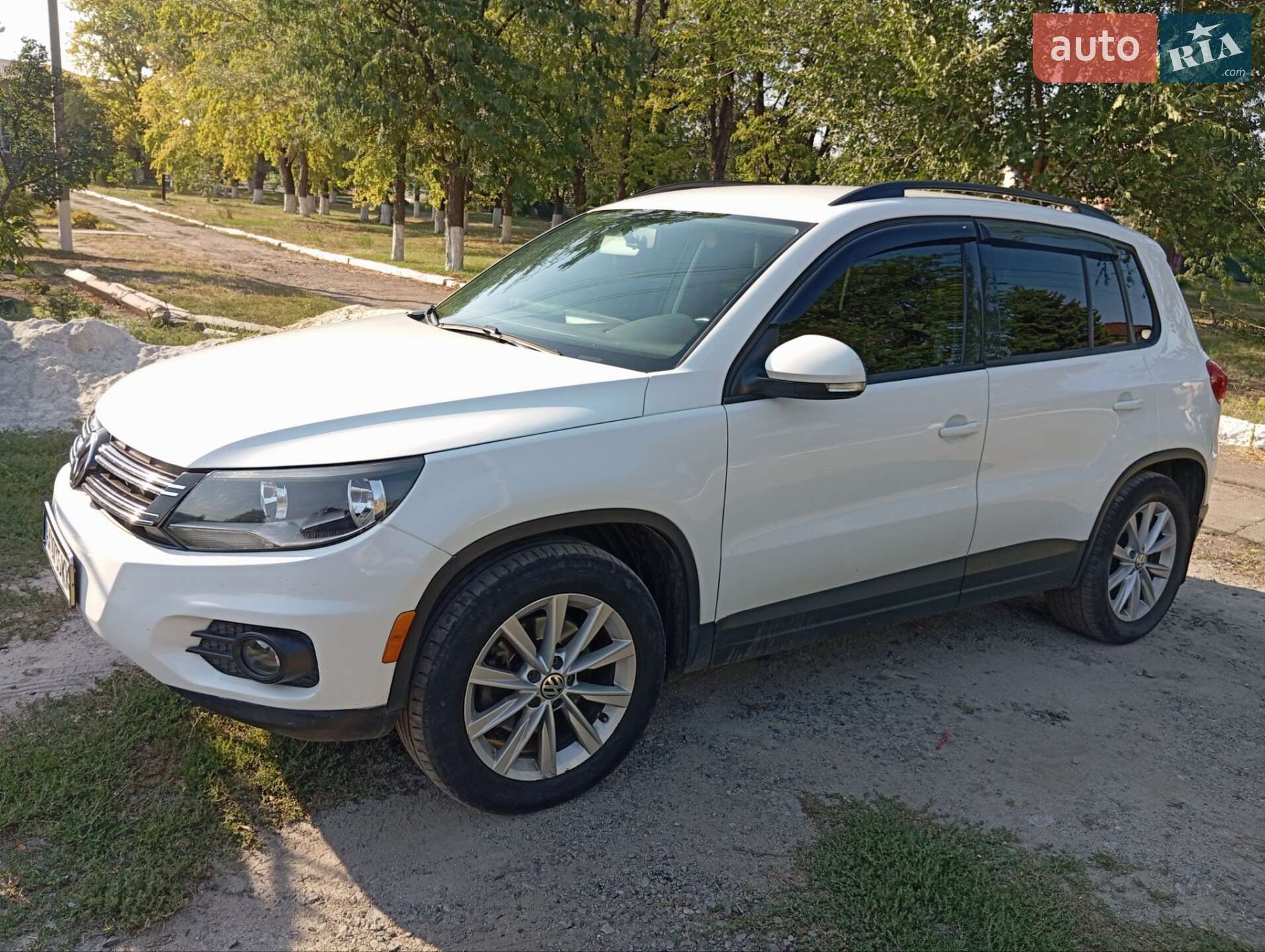 VOLKSWAGEN TIGUAN 2017