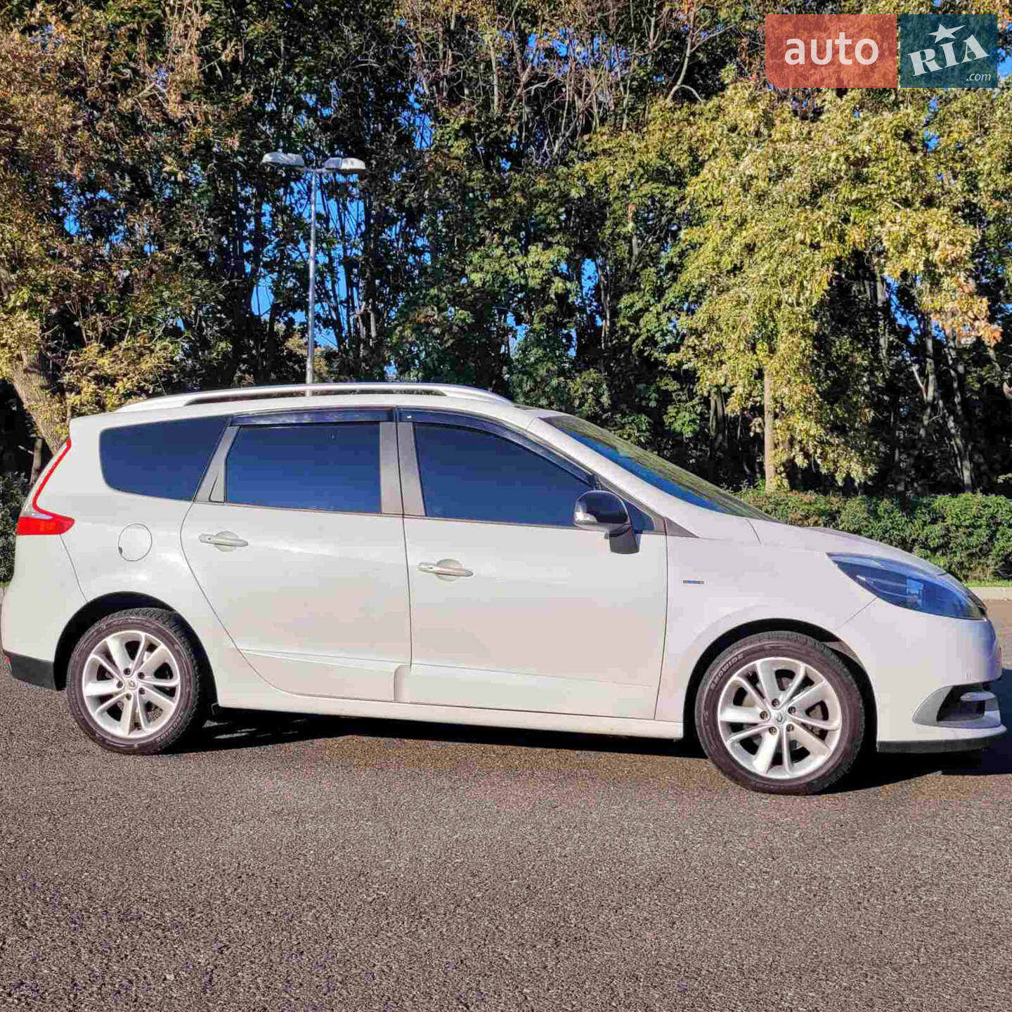 RENAULT MEGANE SCENIC 2014