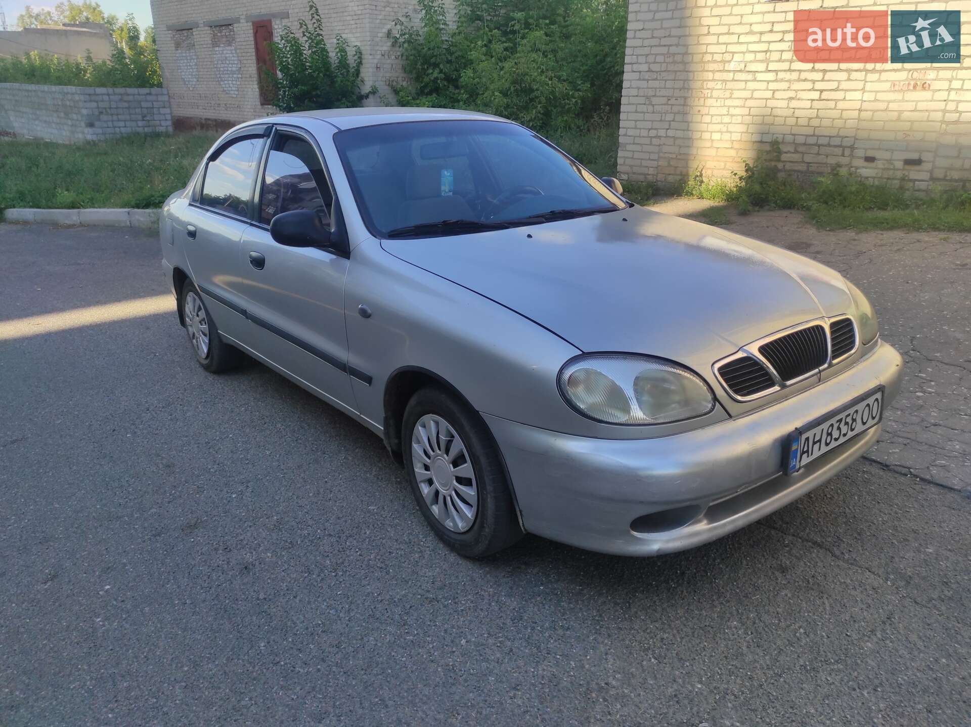 ЗАЗ-DAEWOO LANOS 2002