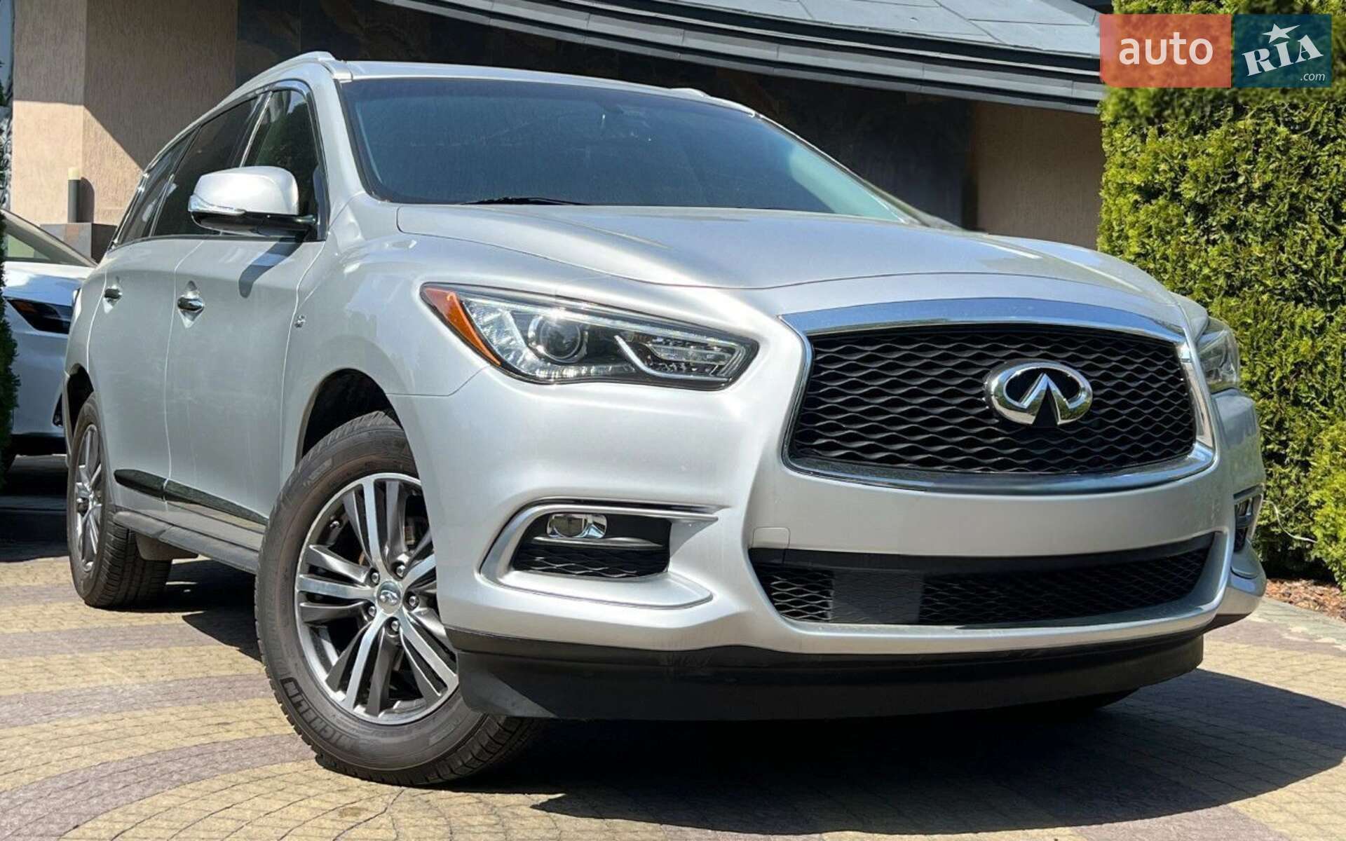 INFINITI QX60 2016