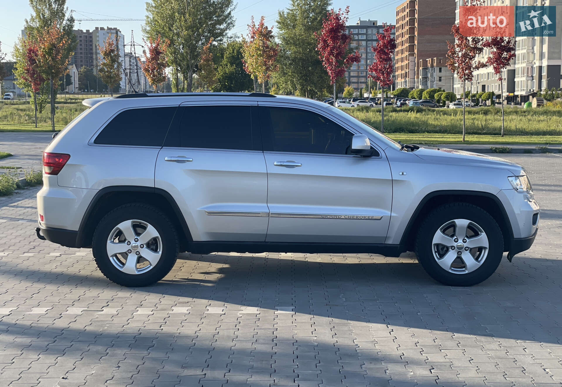 JEEP GRAND CHEROKEE 2011