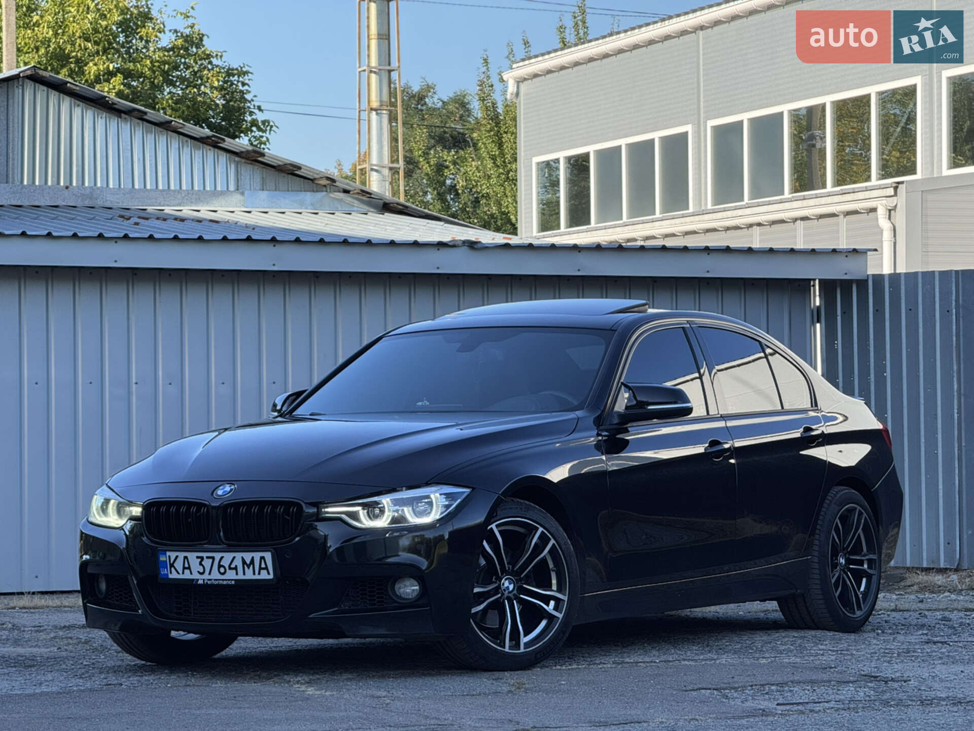 Головне фото звіту автомобіля BMW 328I 2016