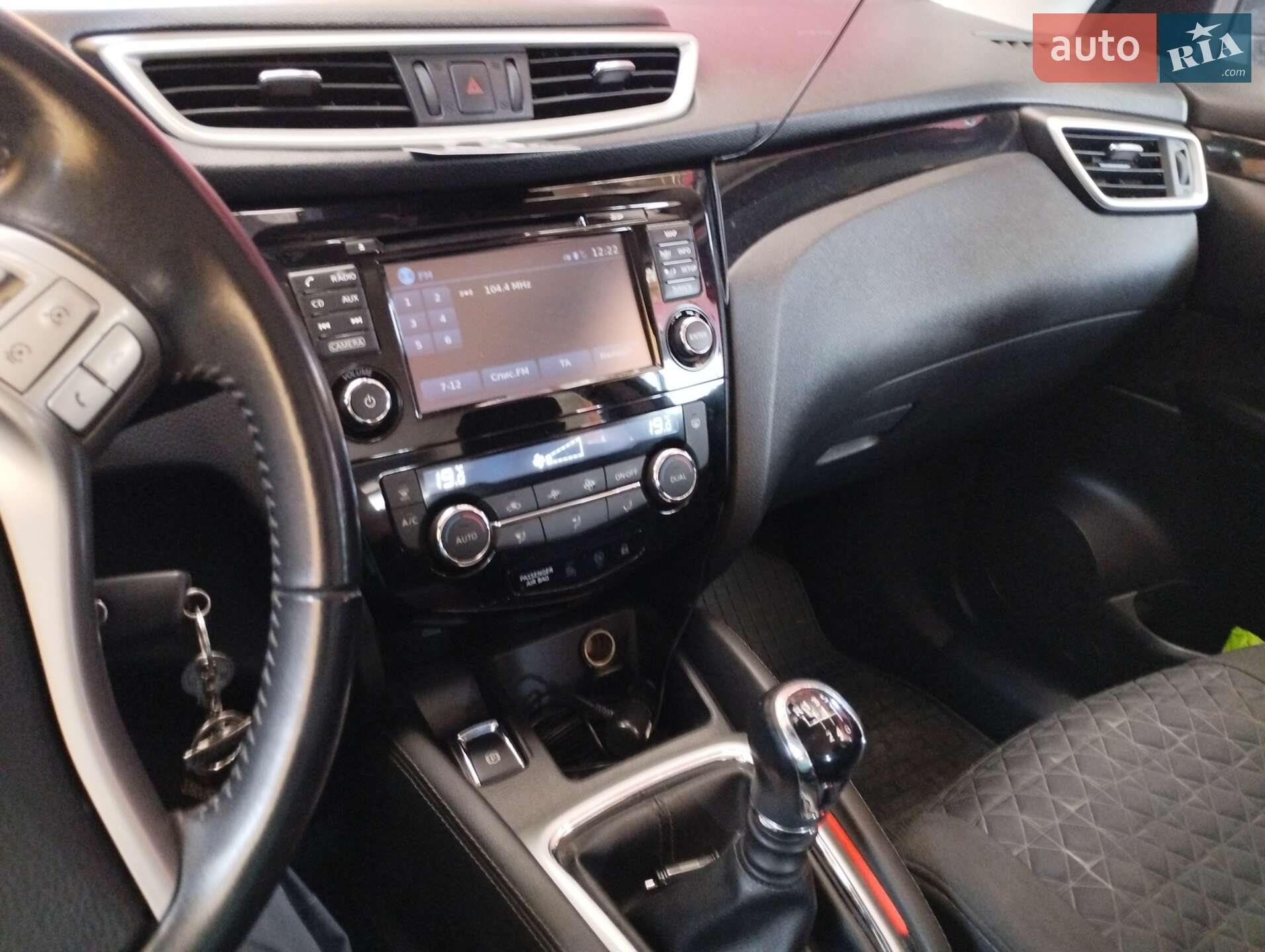 NISSAN QASHQAI 2016
