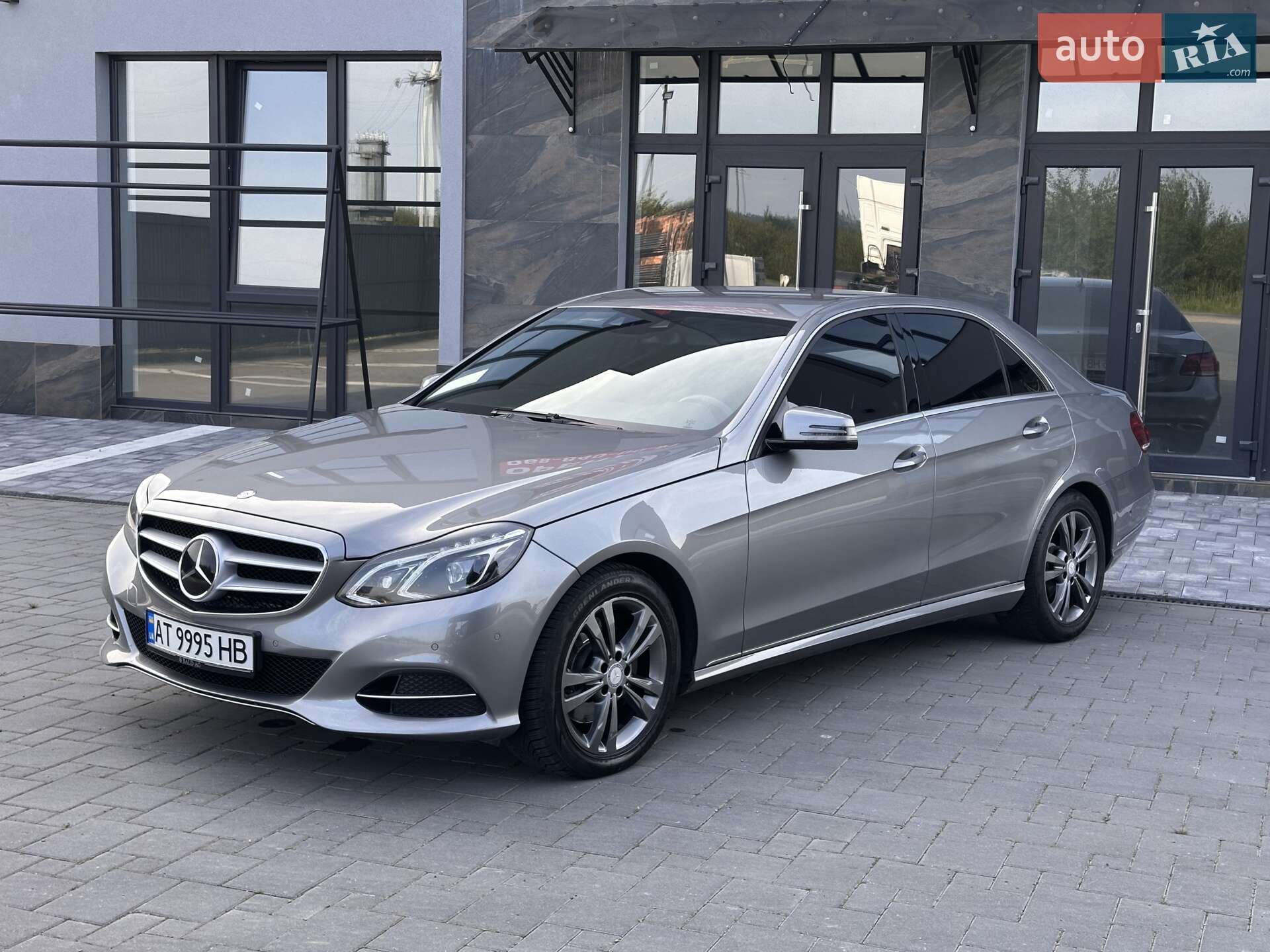 MERCEDES-BENZ E 250 2014