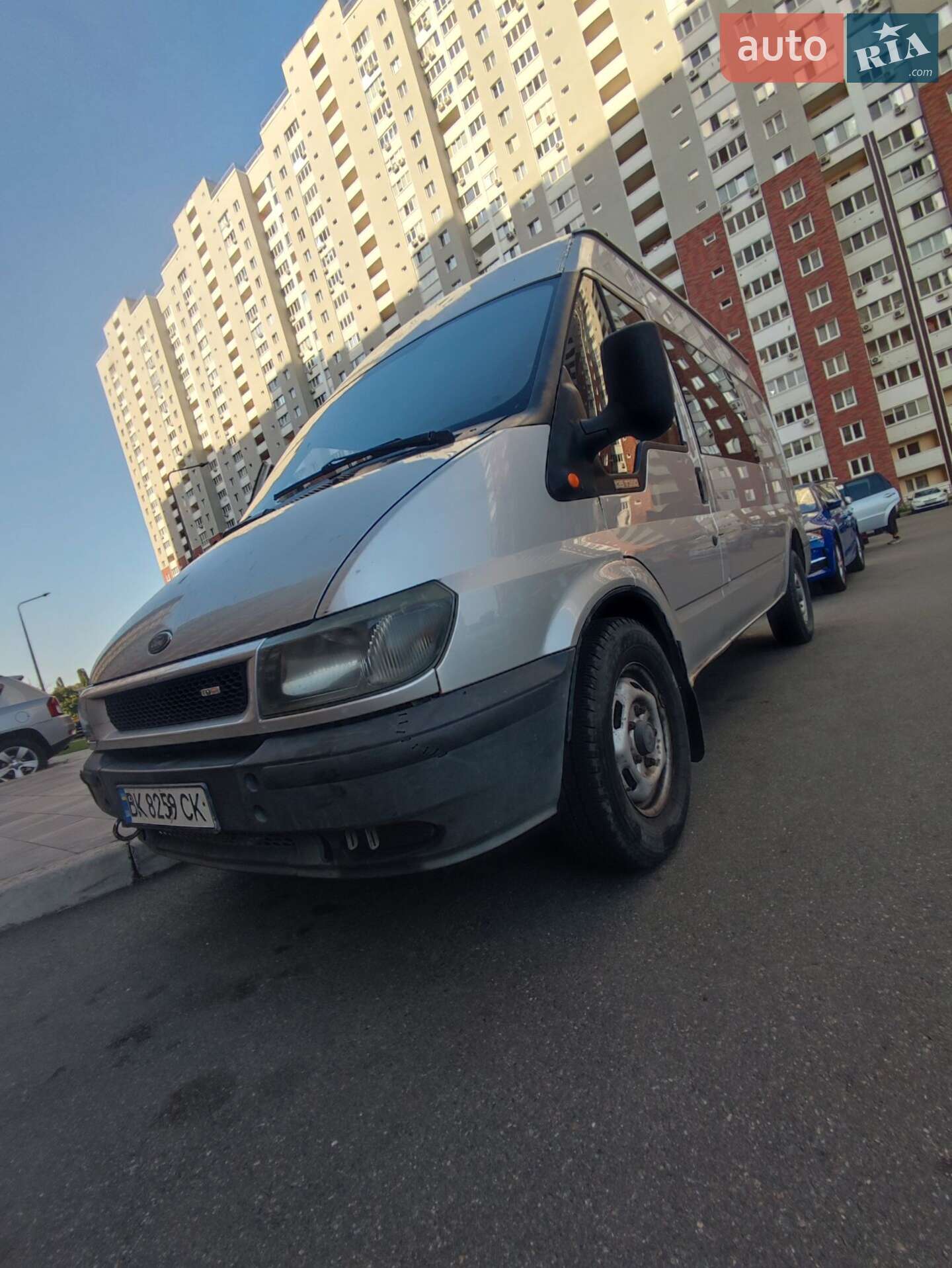 FORD TRANSIT 2004