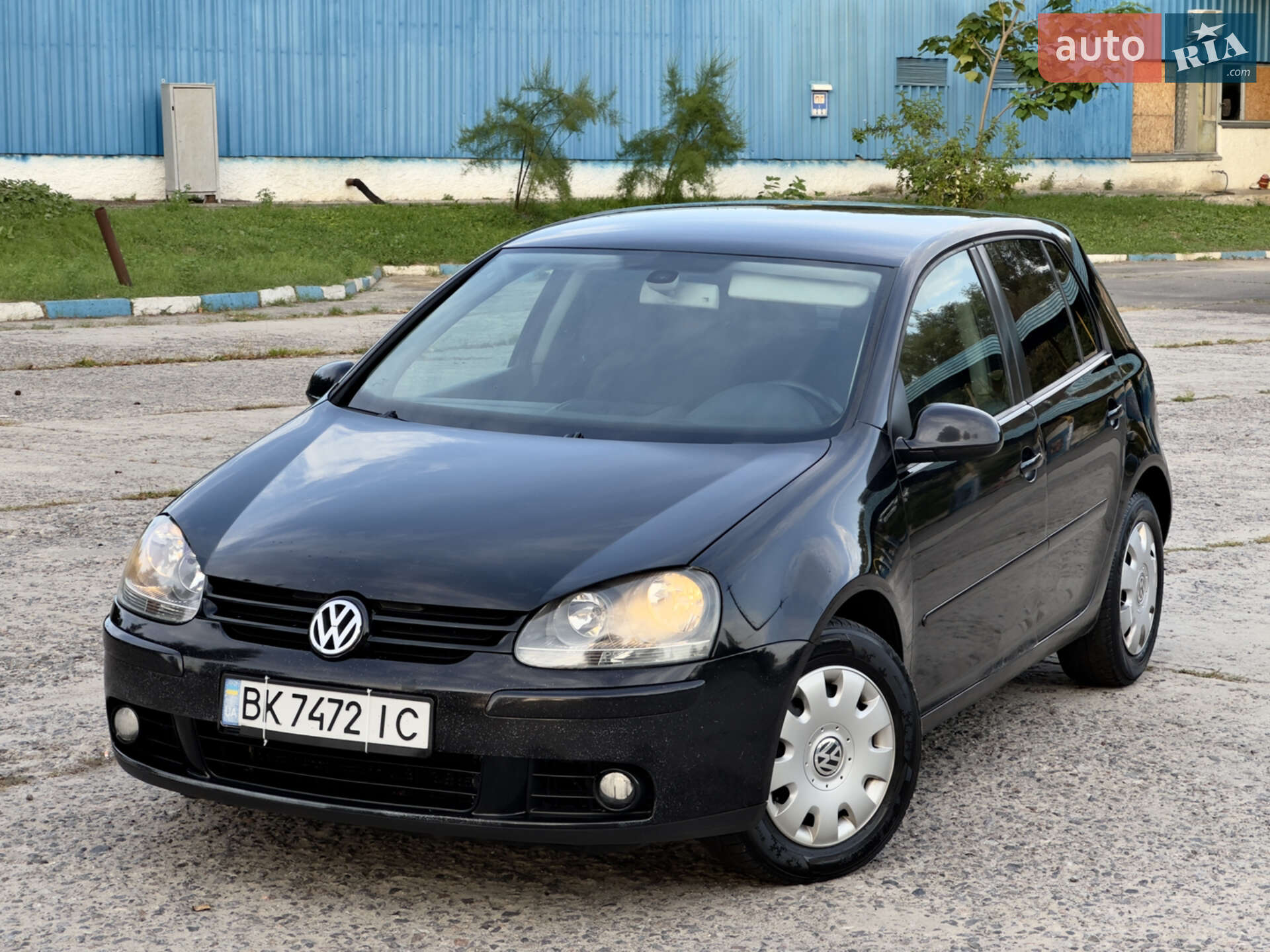 VOLKSWAGEN GOLF 2003