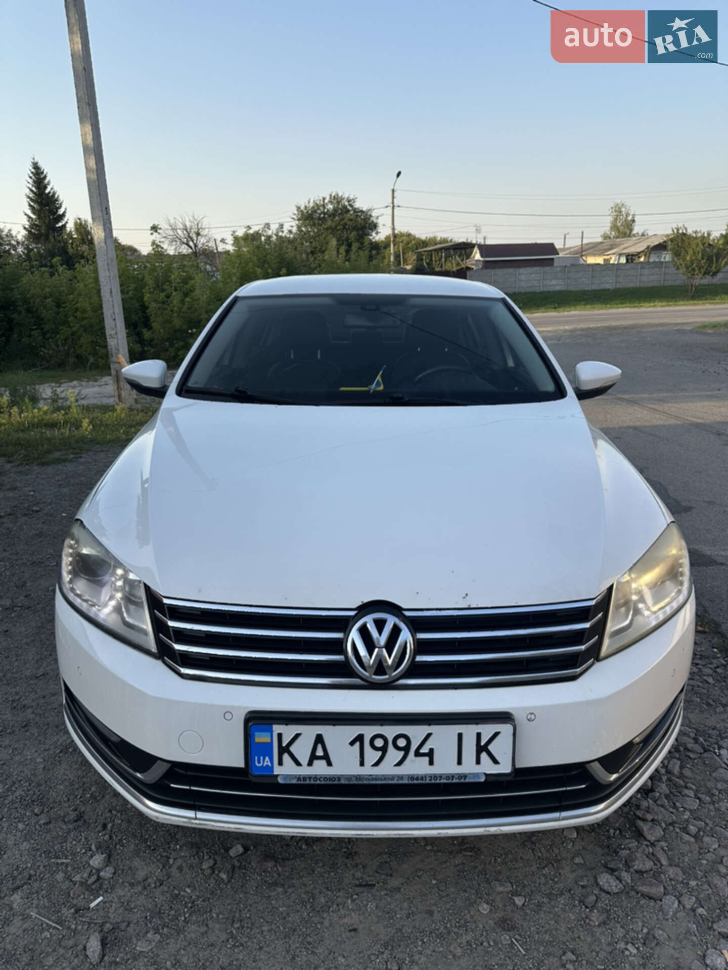 VOLKSWAGEN PASSAT 2012