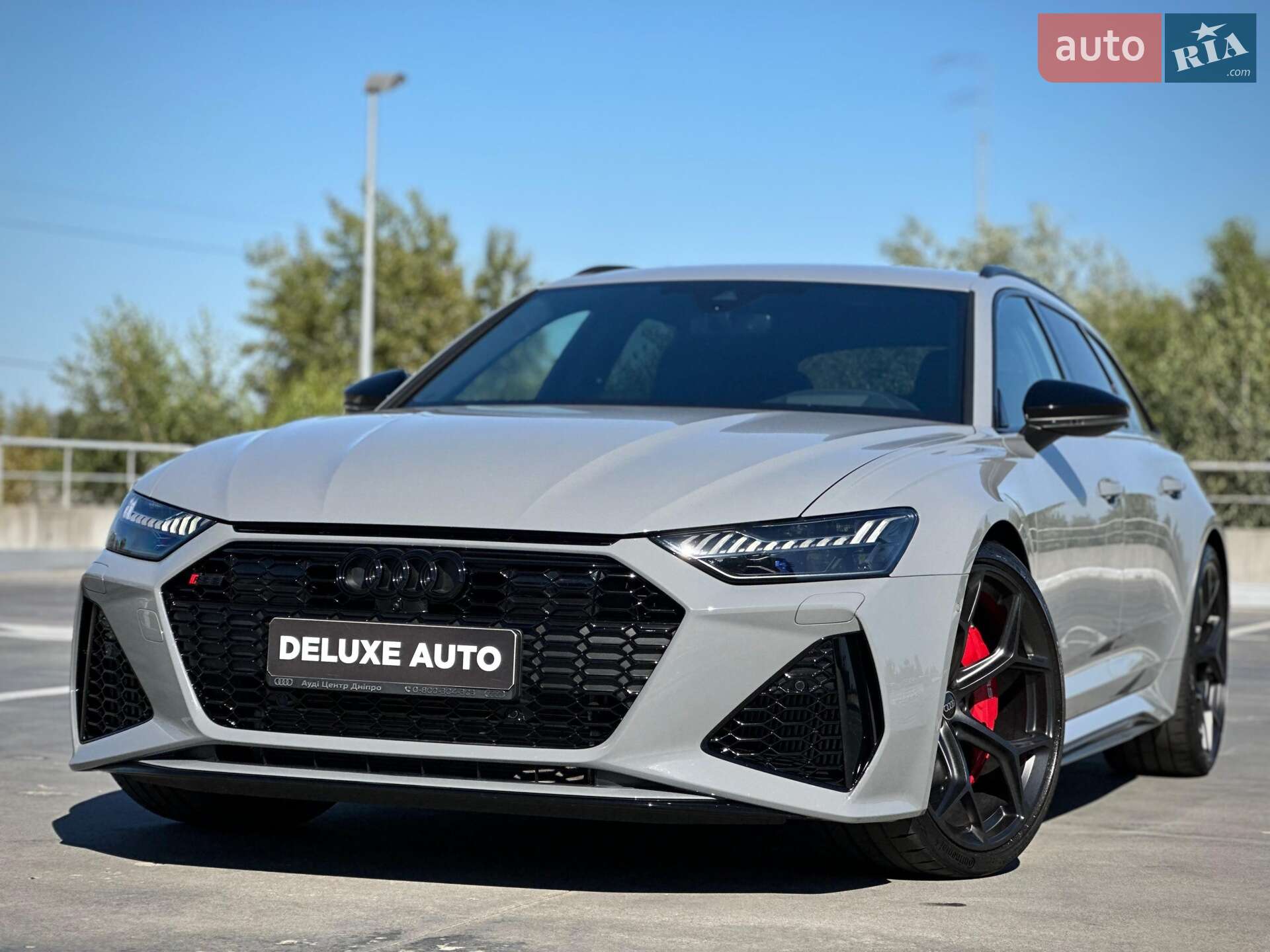 Головне фото звіту автомобіля AUDI RS6 2025