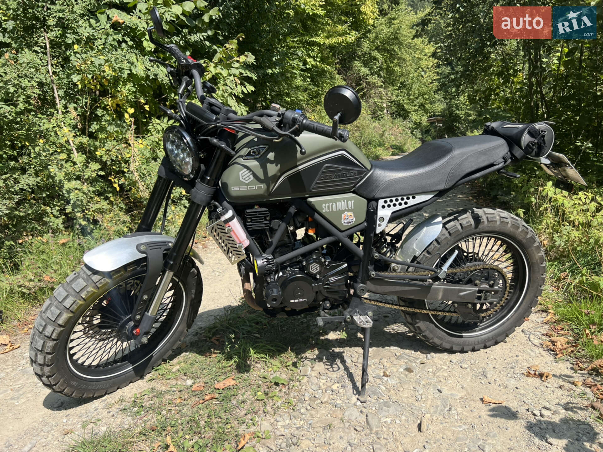 GEON SCRAMBLER 300 2024