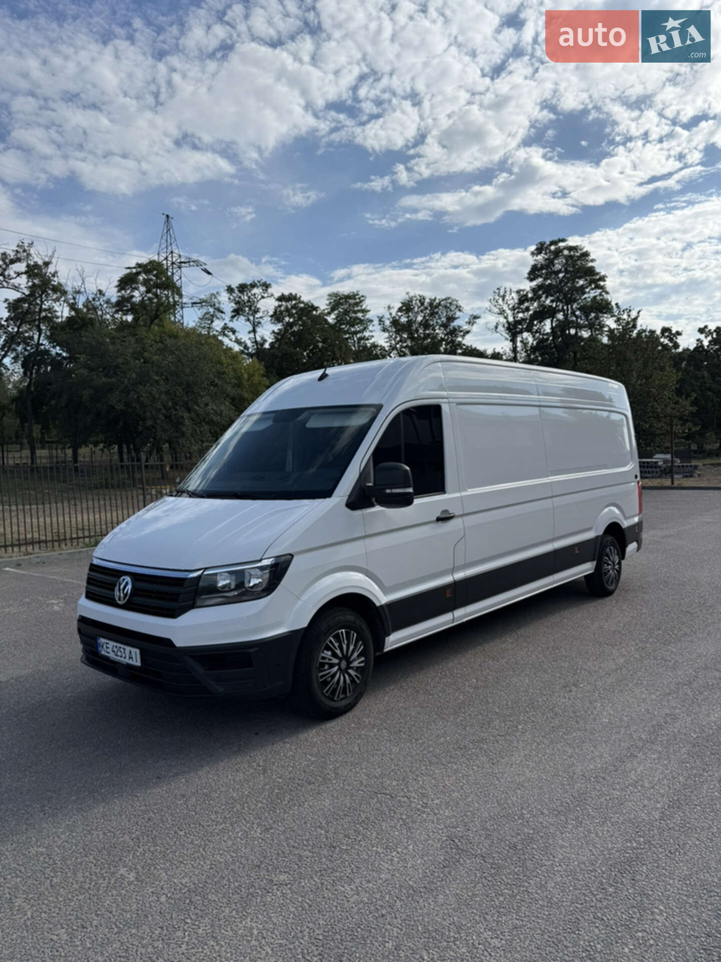 VOLKSWAGEN CRAFTER 2019