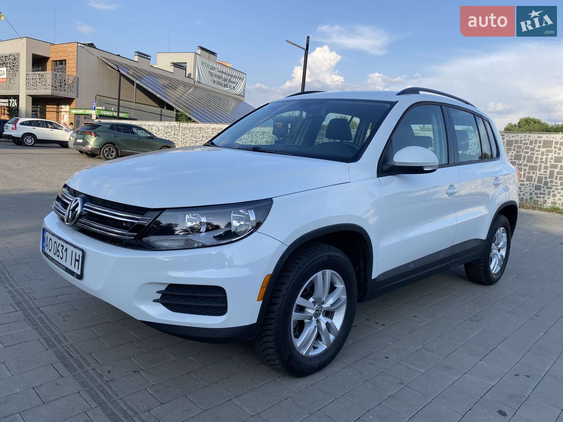 VOLKSWAGEN TIGUAN 2015