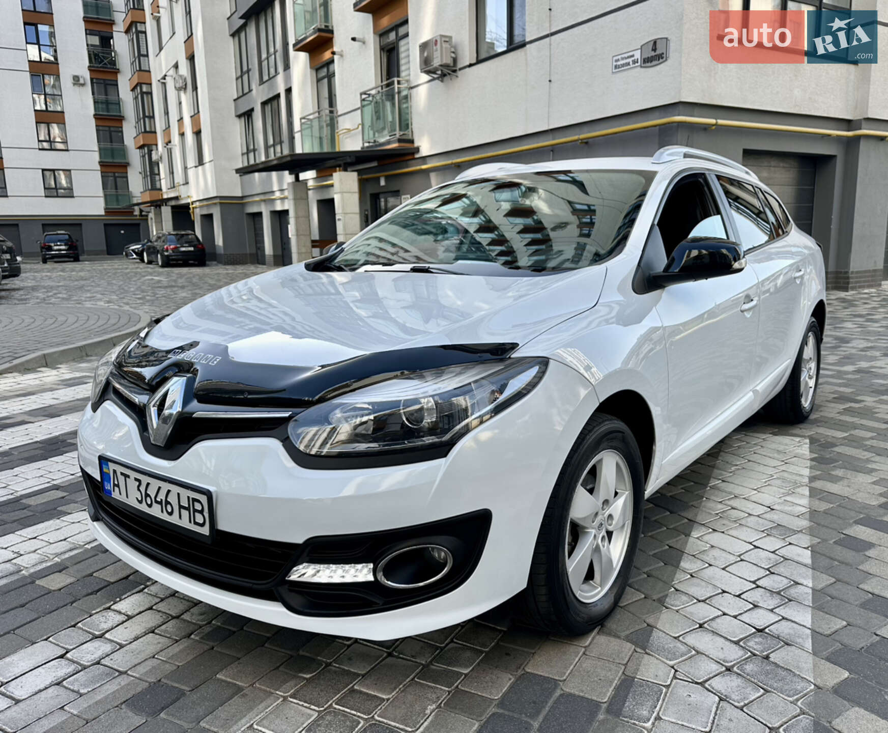 Головне фото звіту автомобіля RENAULT MEGANE 2014