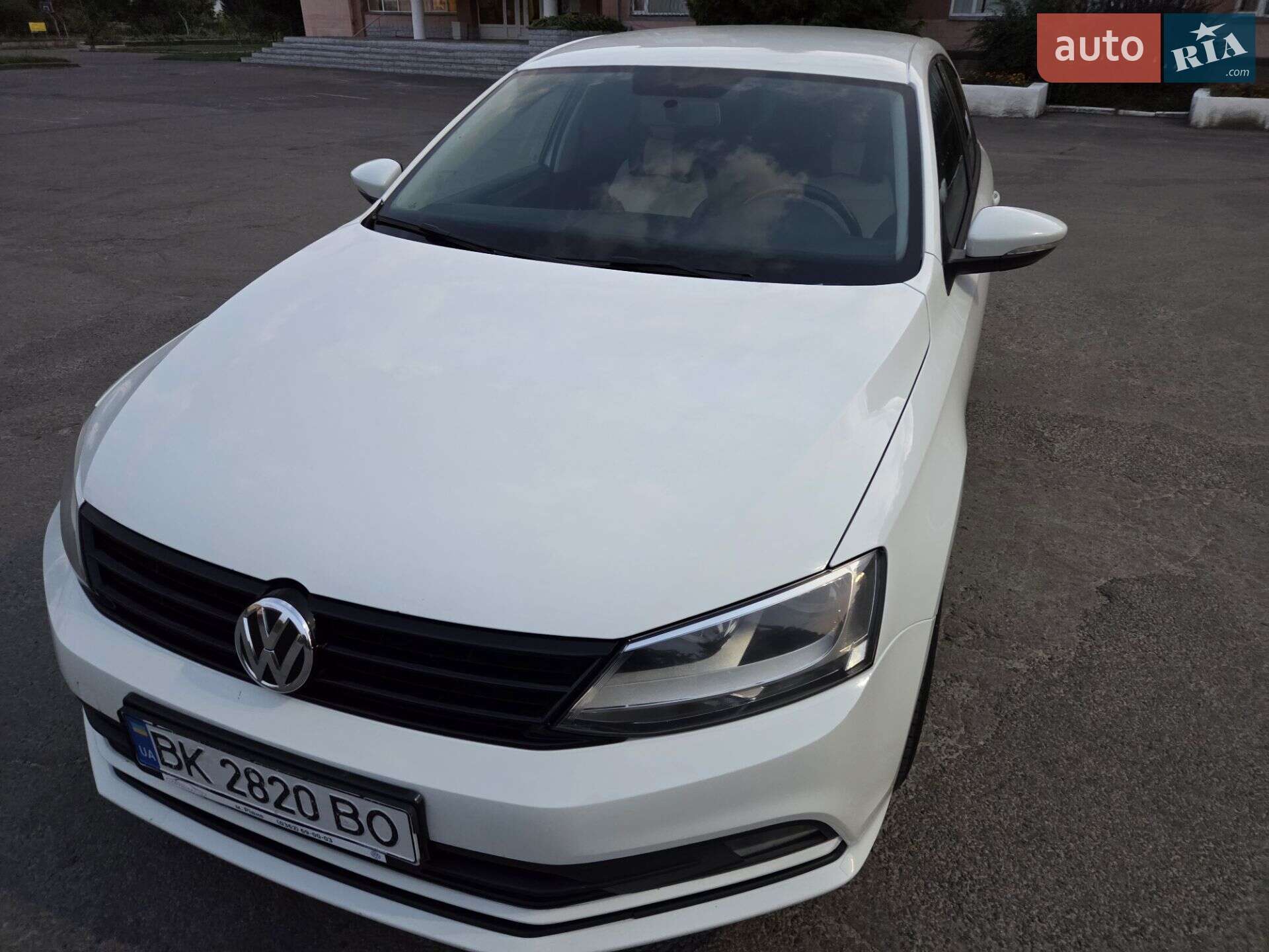 VOLKSWAGEN JETTA 2016