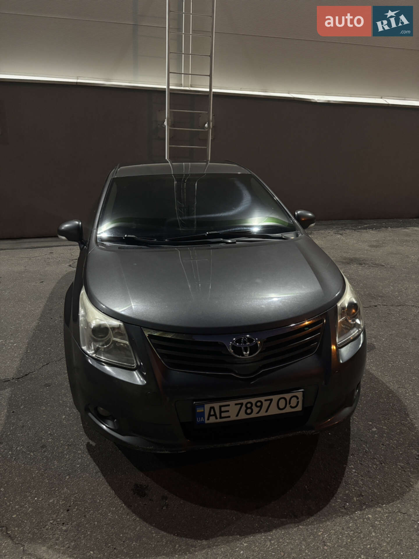 Головне фото звіту автомобіля TOYOTA AVENSIS 2011