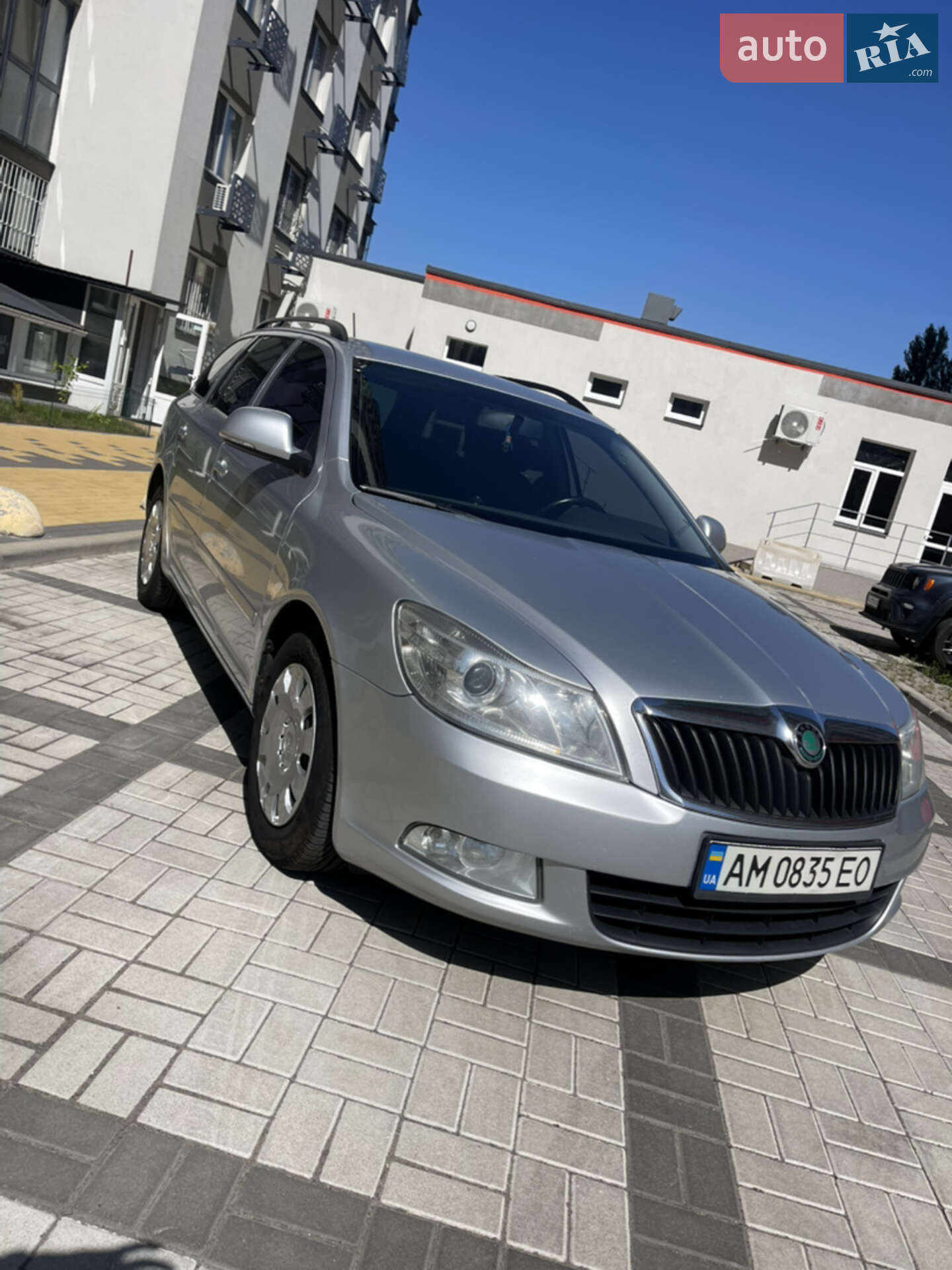 Головне фото звіту автомобіля SKODA OCTAVIA 2012