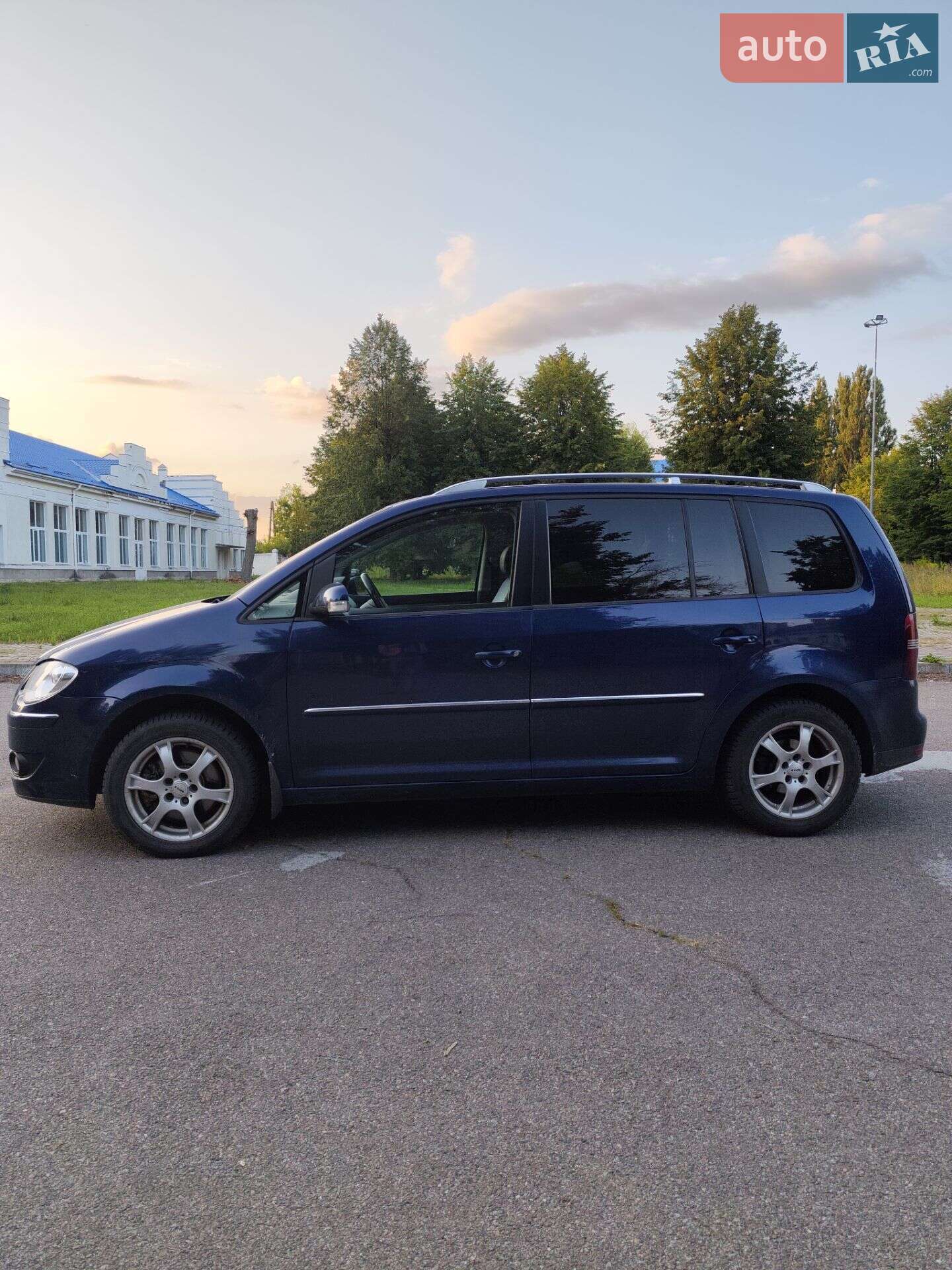 VOLKSWAGEN TOURAN 2007