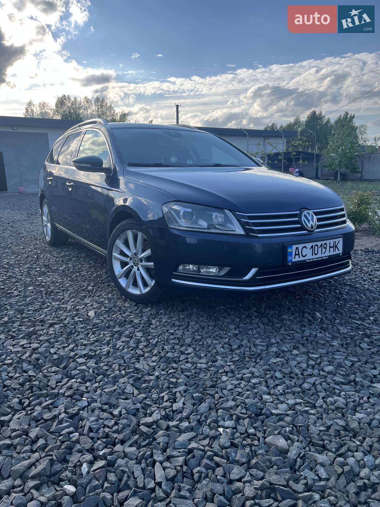 VOLKSWAGEN PASSAT 2012