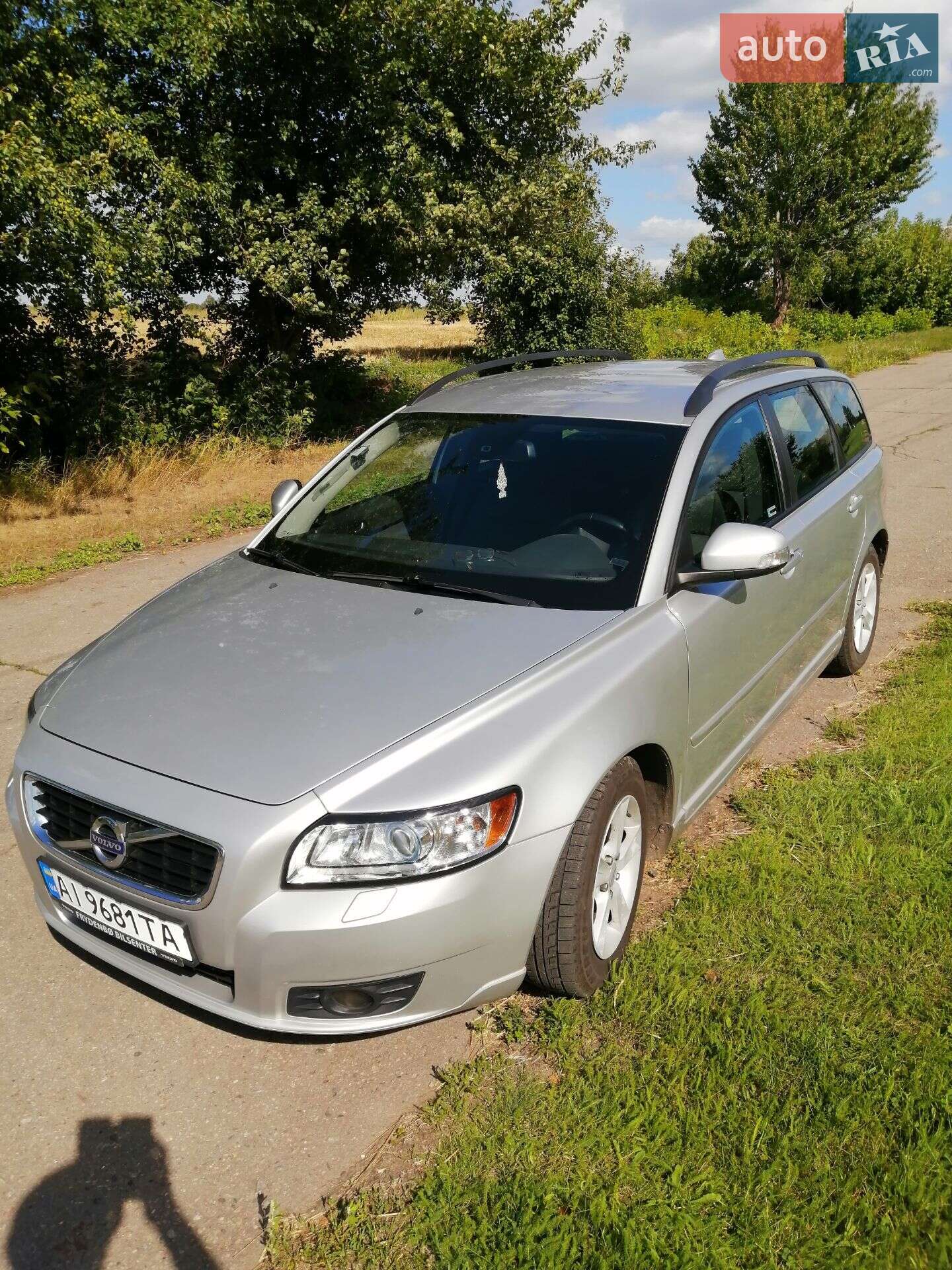 Головне фото звіту автомобіля VOLVO V50 2011