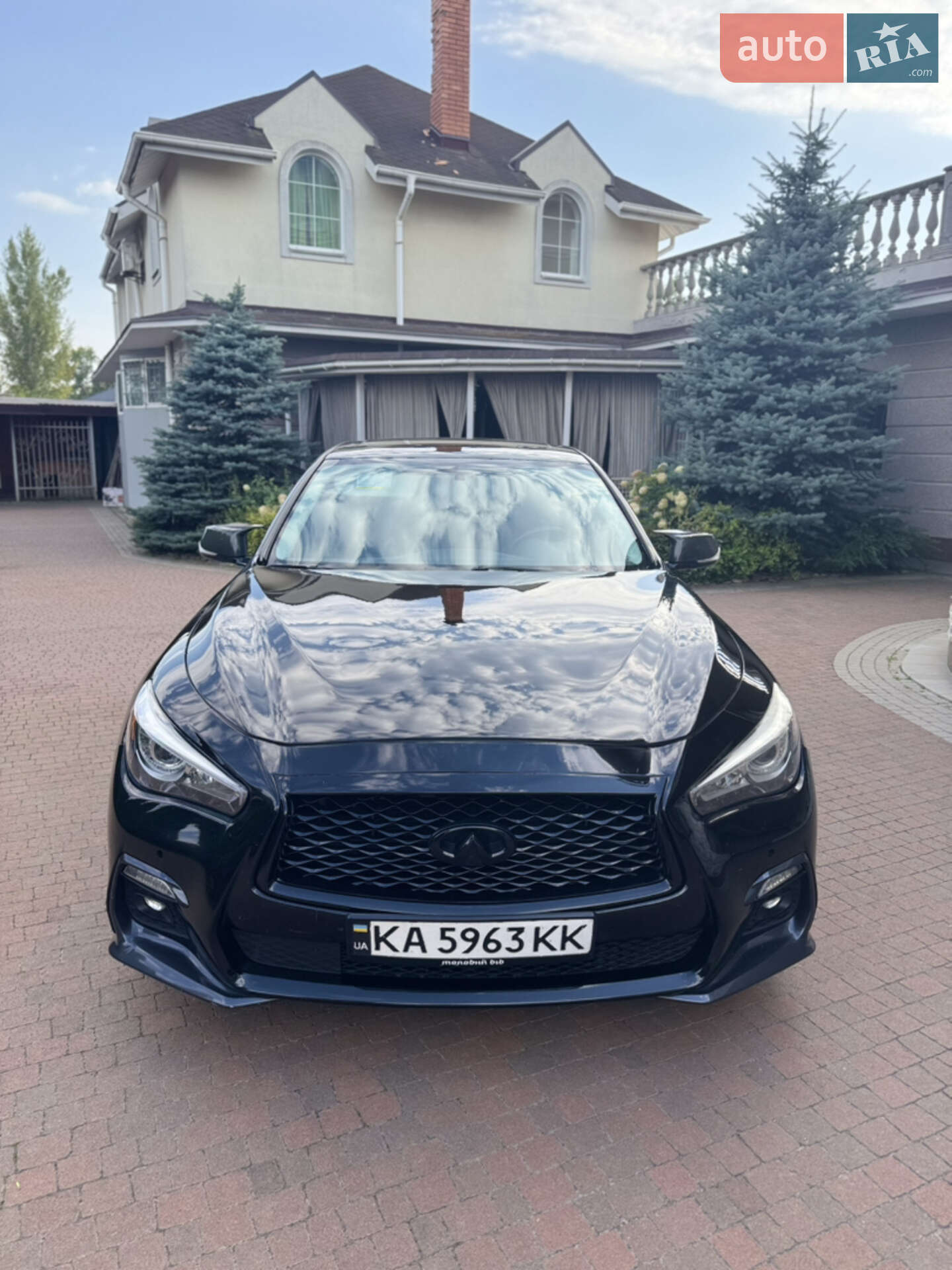 INFINITI Q50 2019