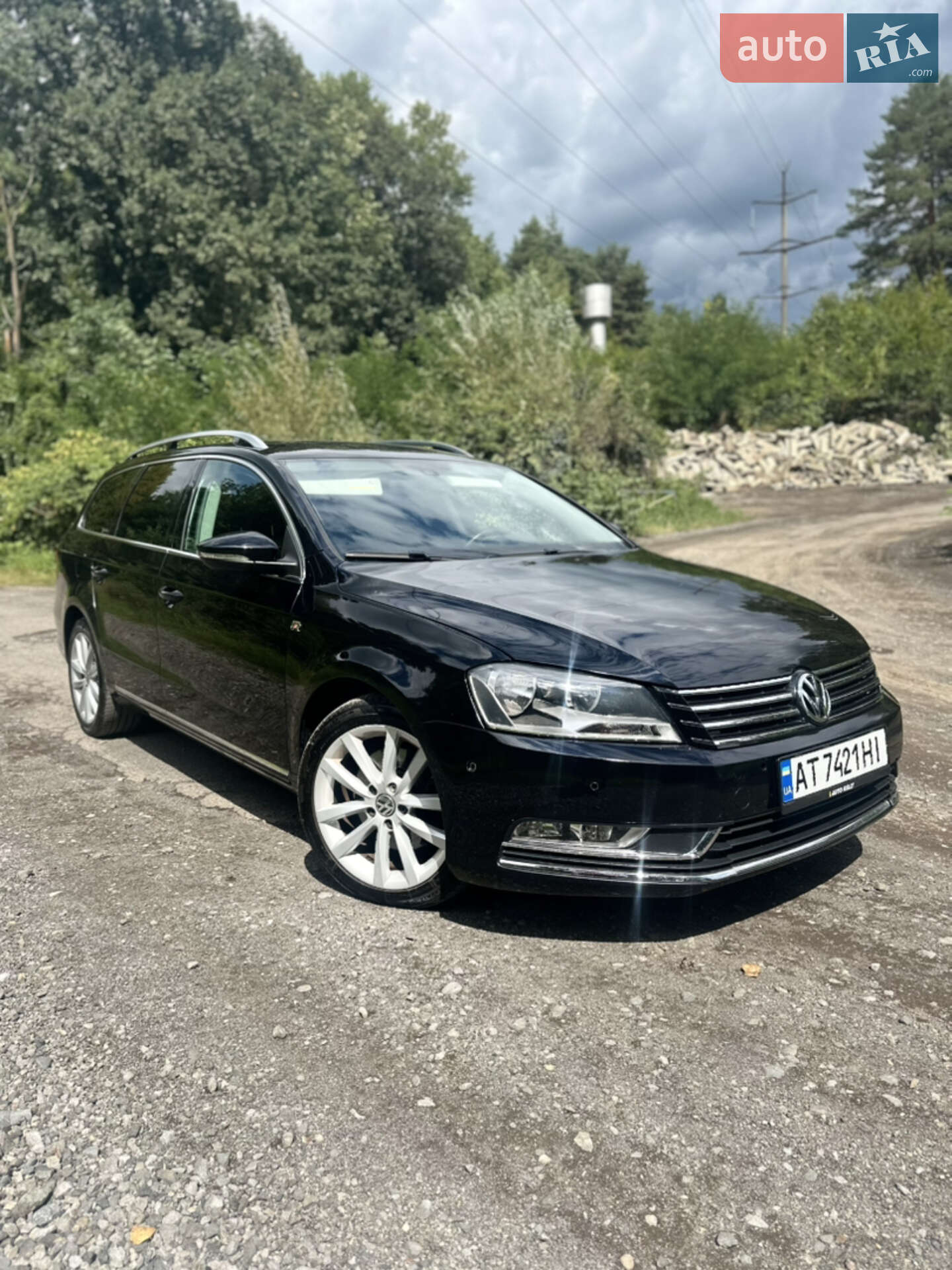 VOLKSWAGEN PASSAT 2011